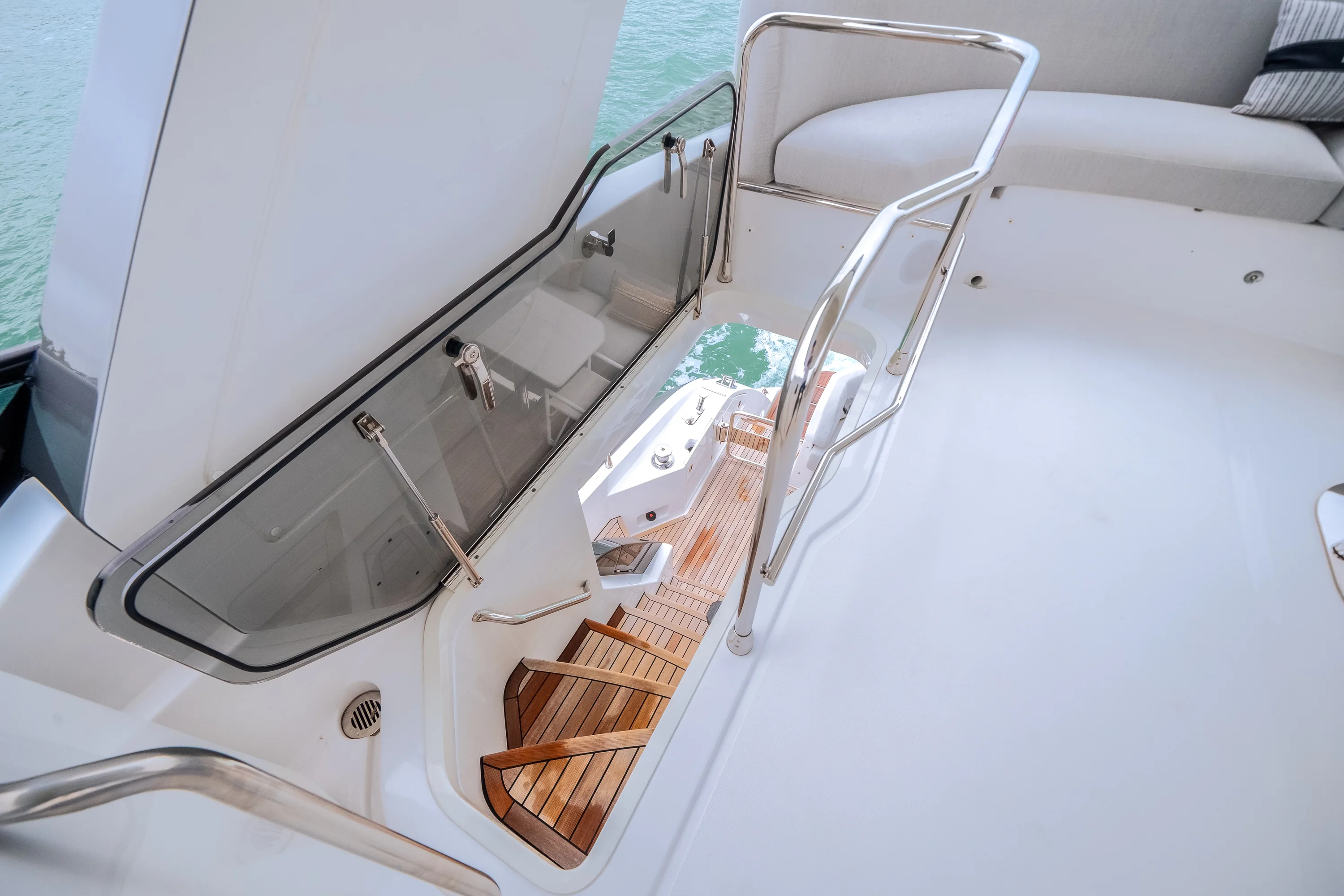 2023 Azimut 53 FLY Image Thumbnail #54