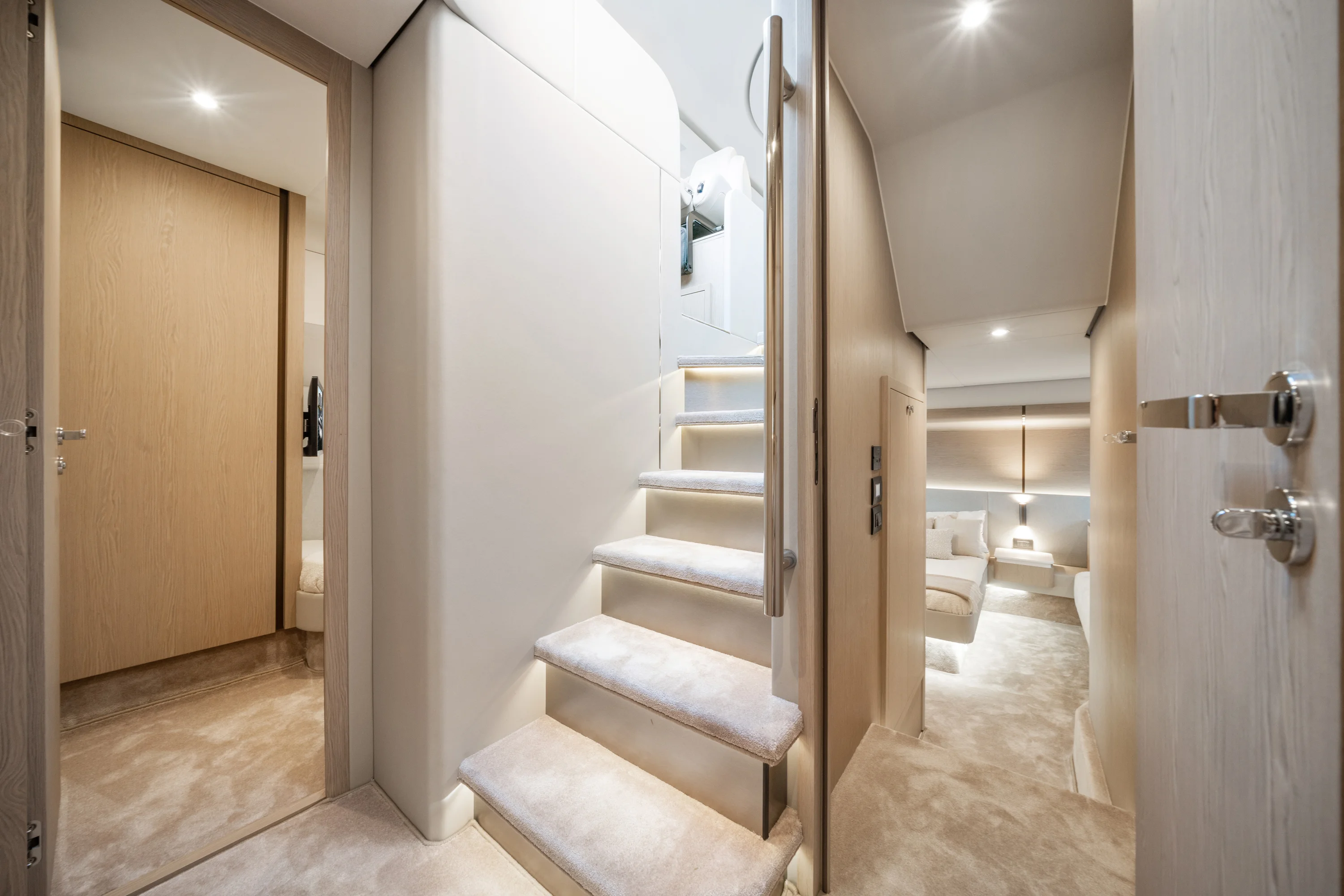 2023 Azimut 53 FLY Image Thumbnail #18