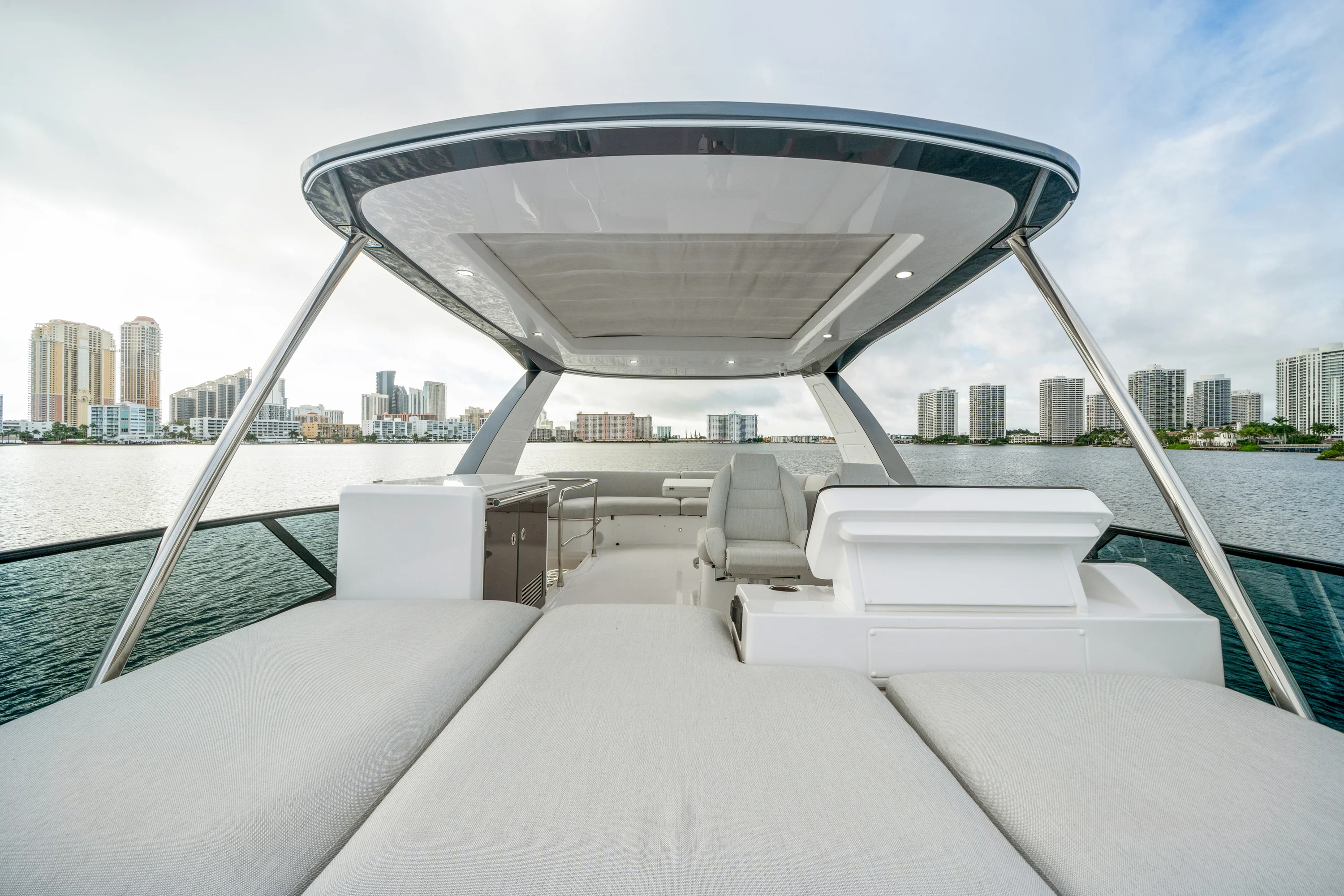 2023 Azimut 53 FLY Image Thumbnail #54