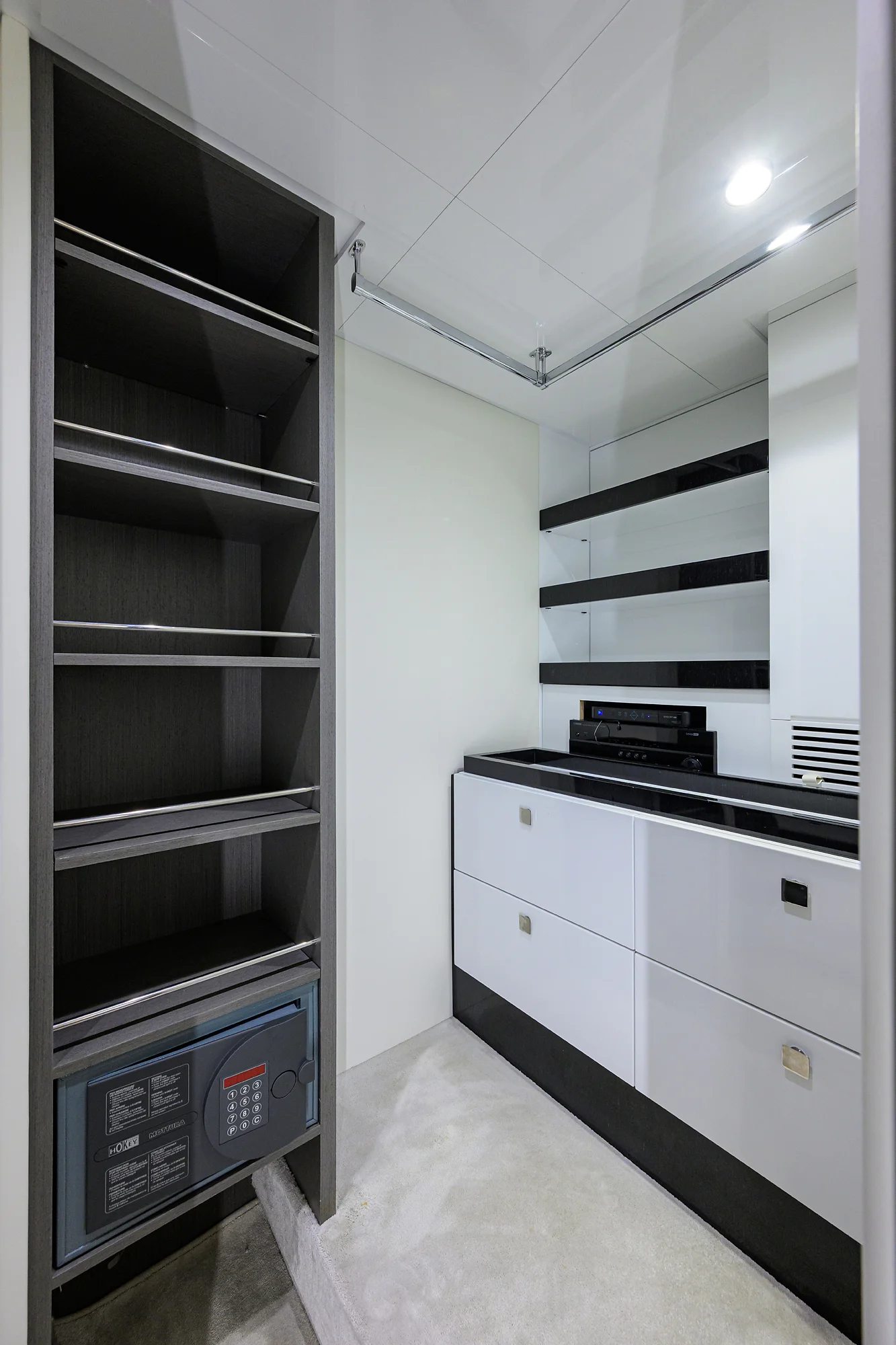 2019 Azimut S7 Image Thumbnail #98