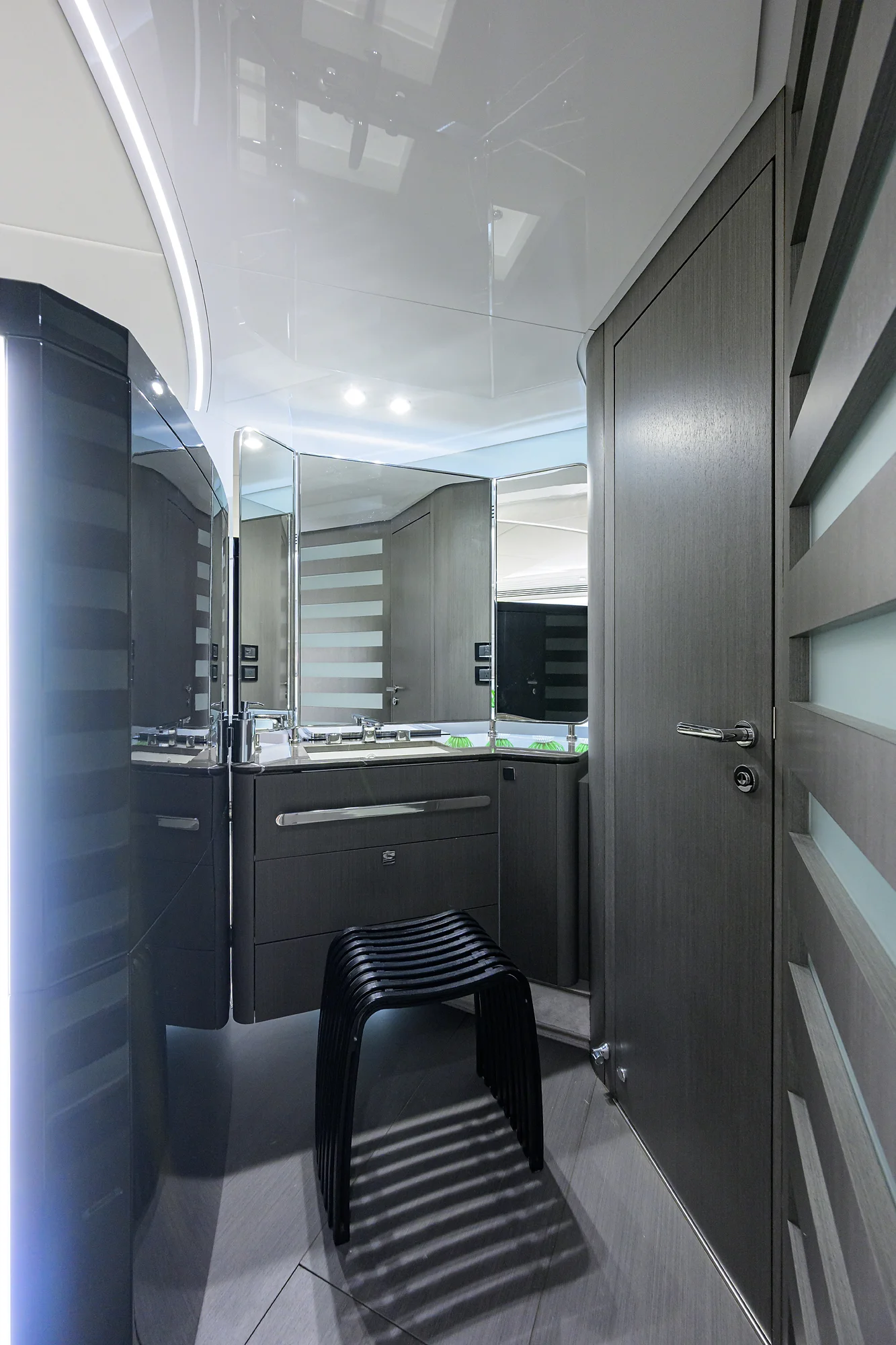 2019 Azimut S7 Image Thumbnail #96