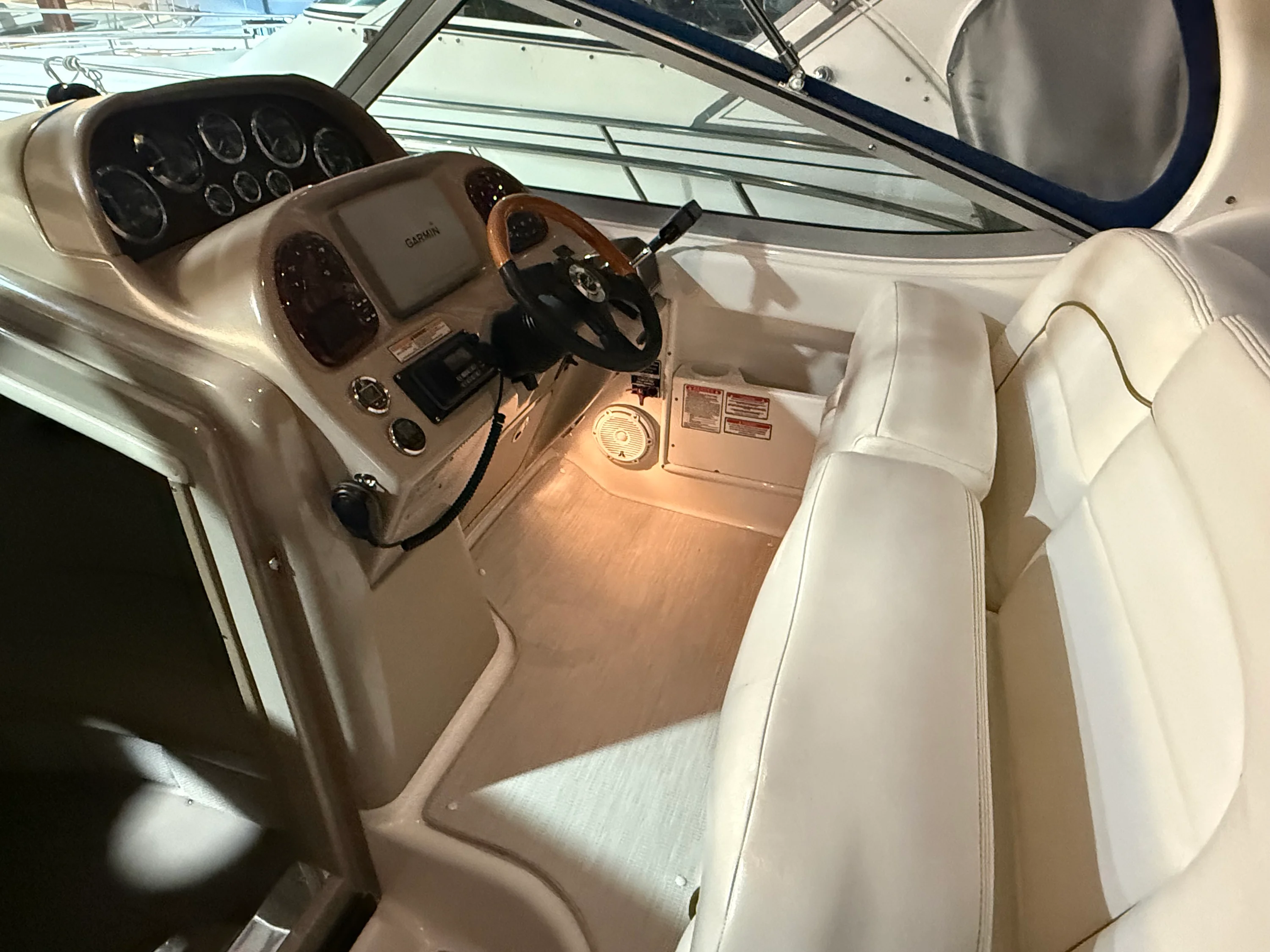 2003 Sea Ray 300 SUNDANCER Image Thumbnail #19