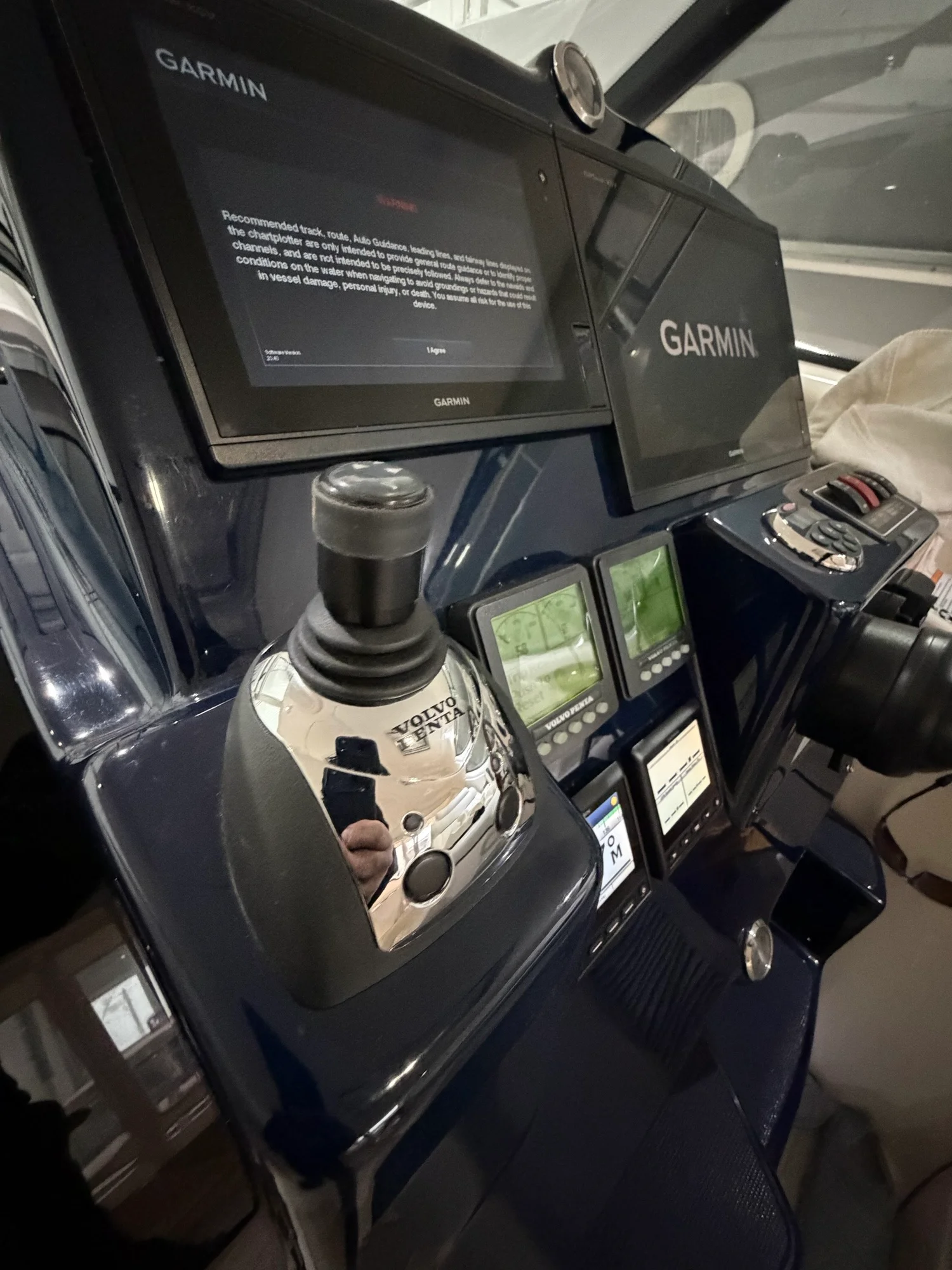 2009 Tiara Yachts 43 SOVRAN Image Thumbnail #16