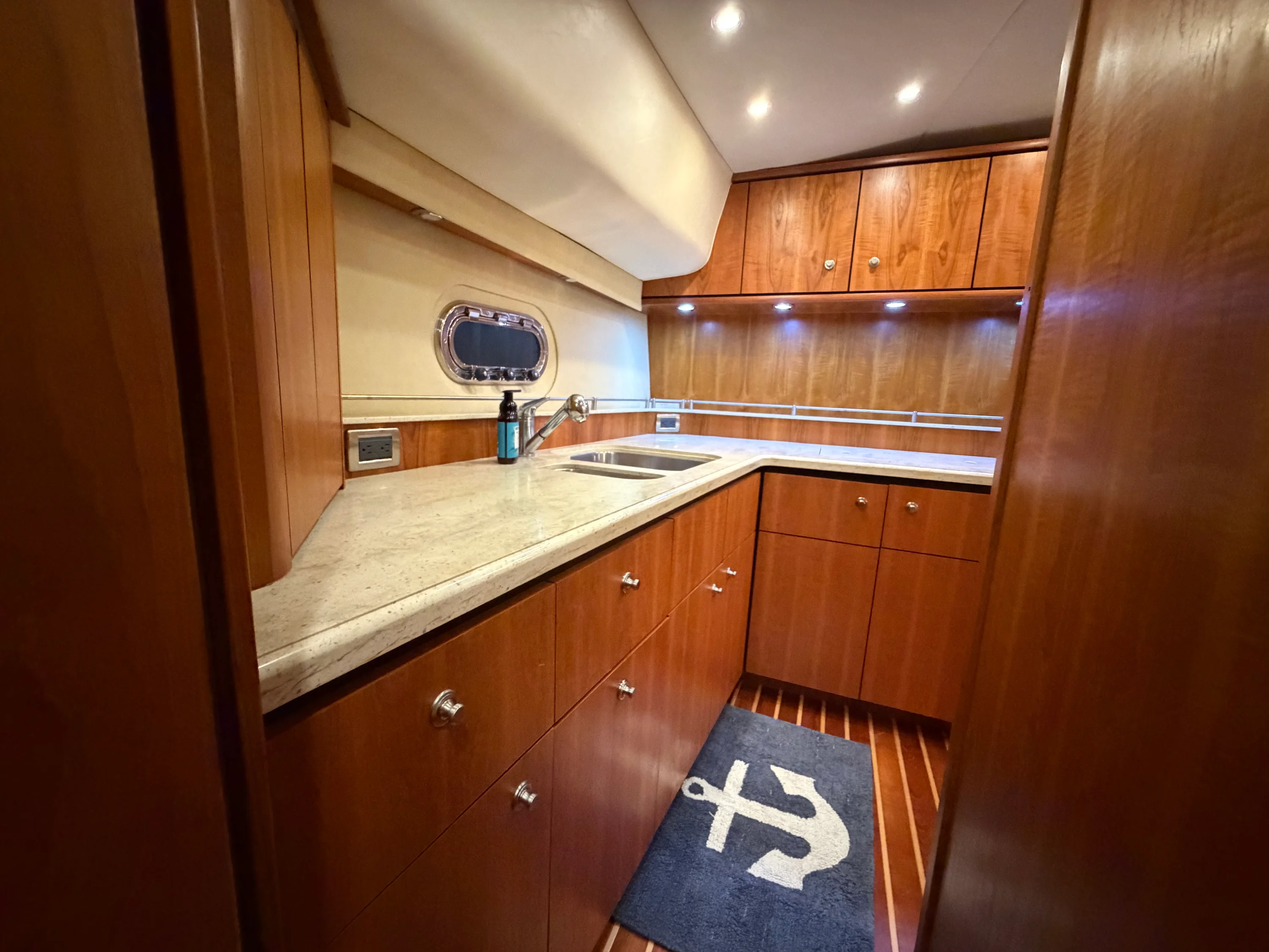 2009 Tiara Yachts 43 SOVRAN Image Thumbnail #41