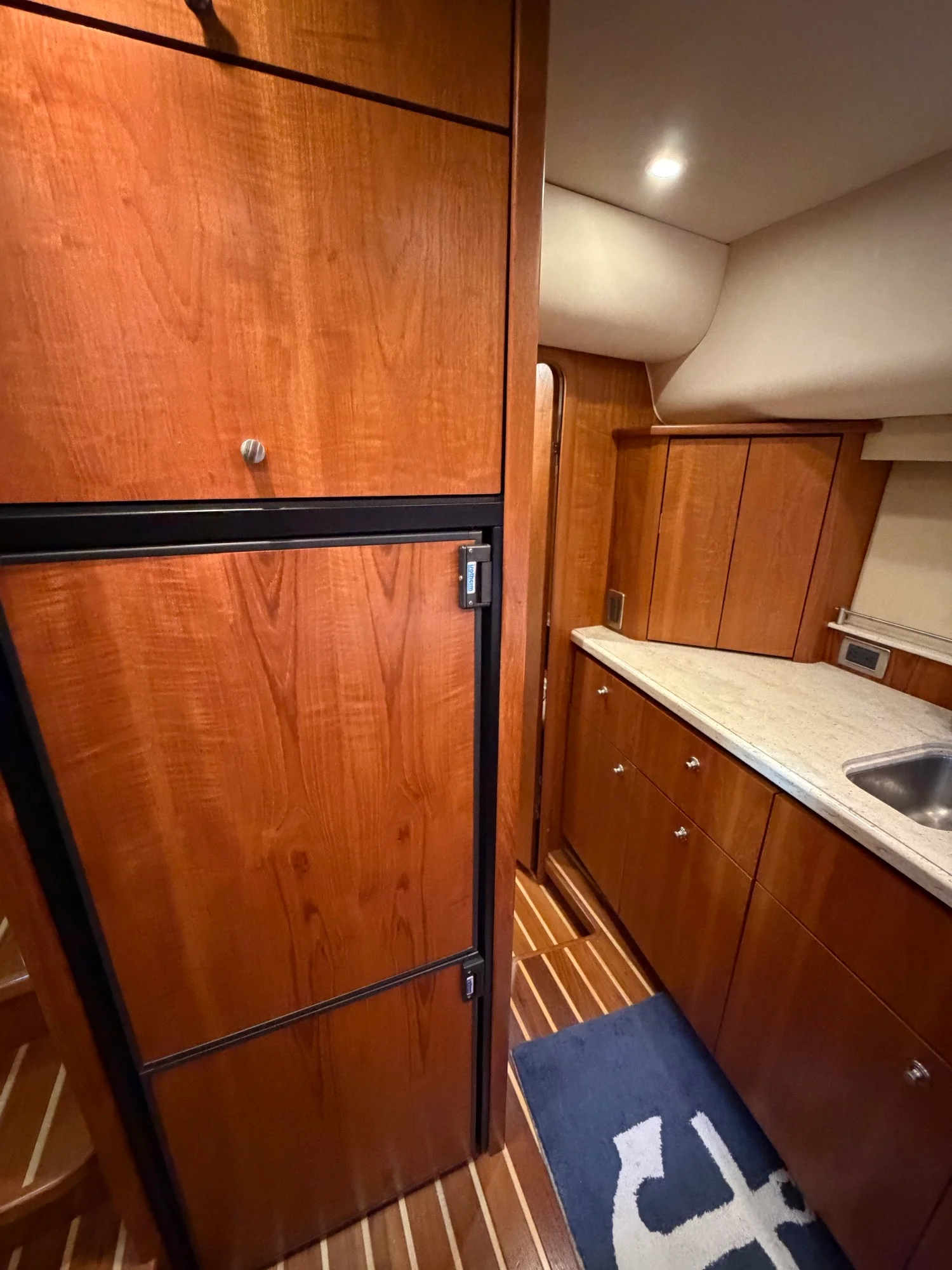 2009 Tiara Yachts 43 SOVRAN Image Thumbnail #36