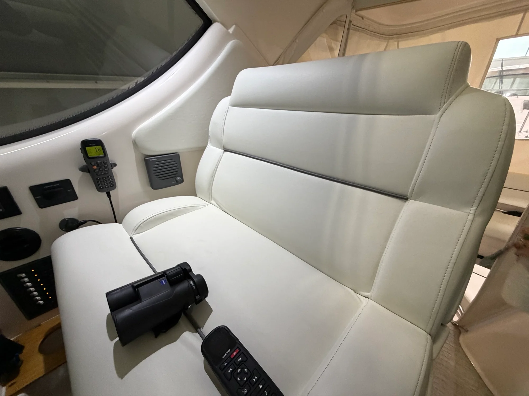 2009 Tiara Yachts 43 SOVRAN Image Thumbnail #13