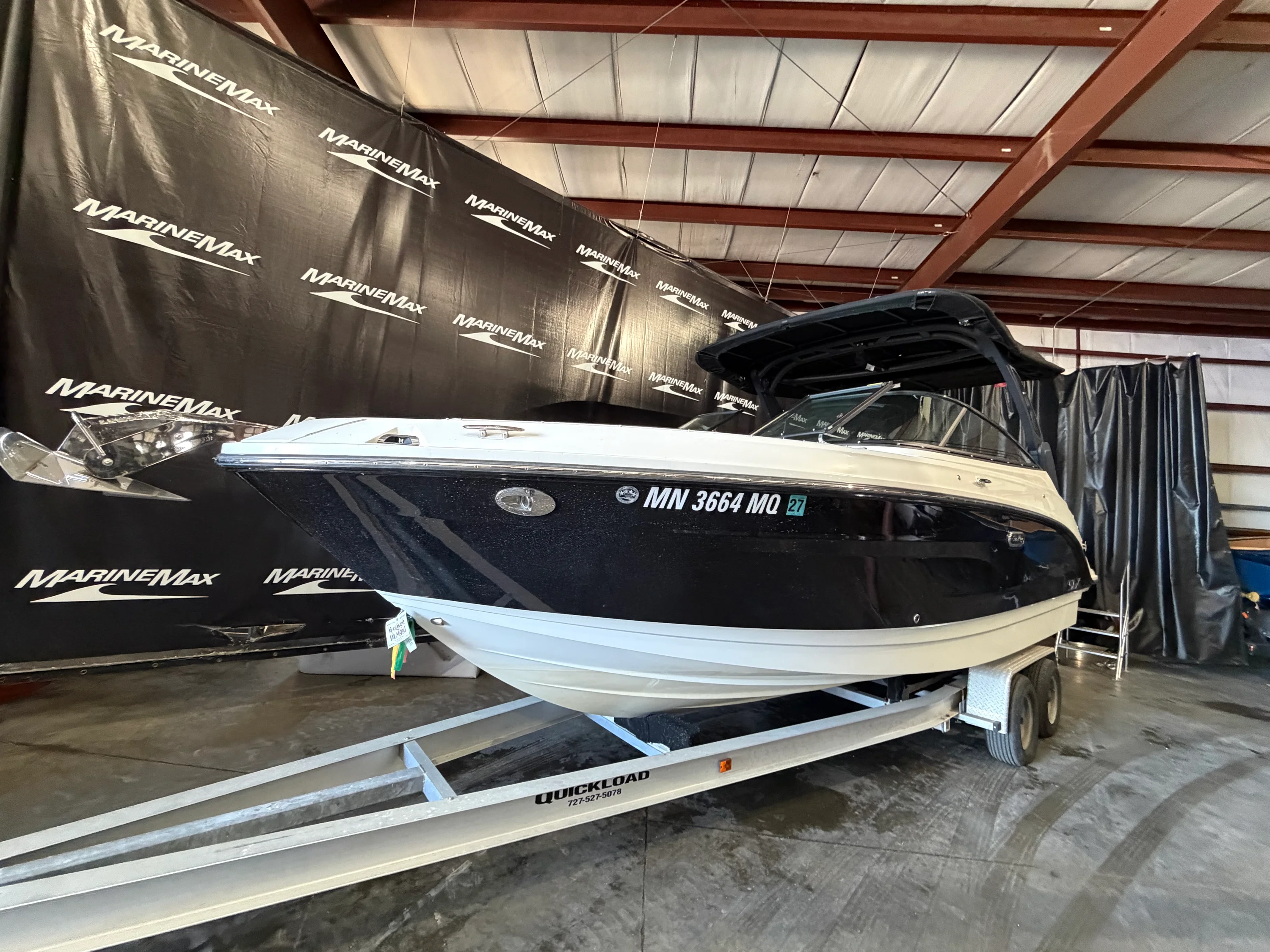 2024 Sea Ray SLX 260 Image Thumbnail #3