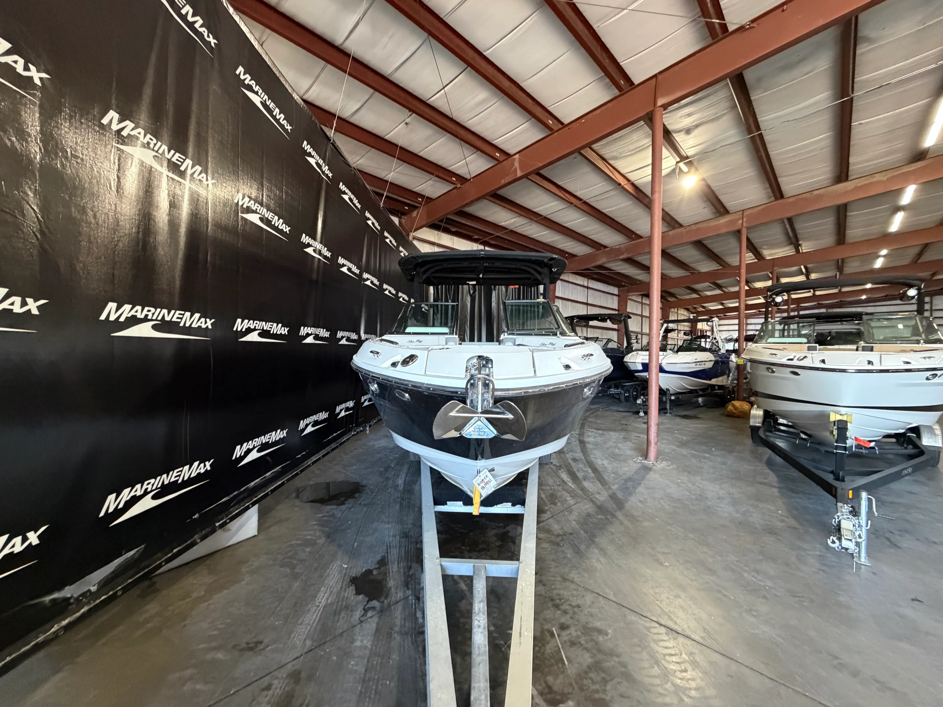 2024 Sea Ray SLX 260 Image Thumbnail #2