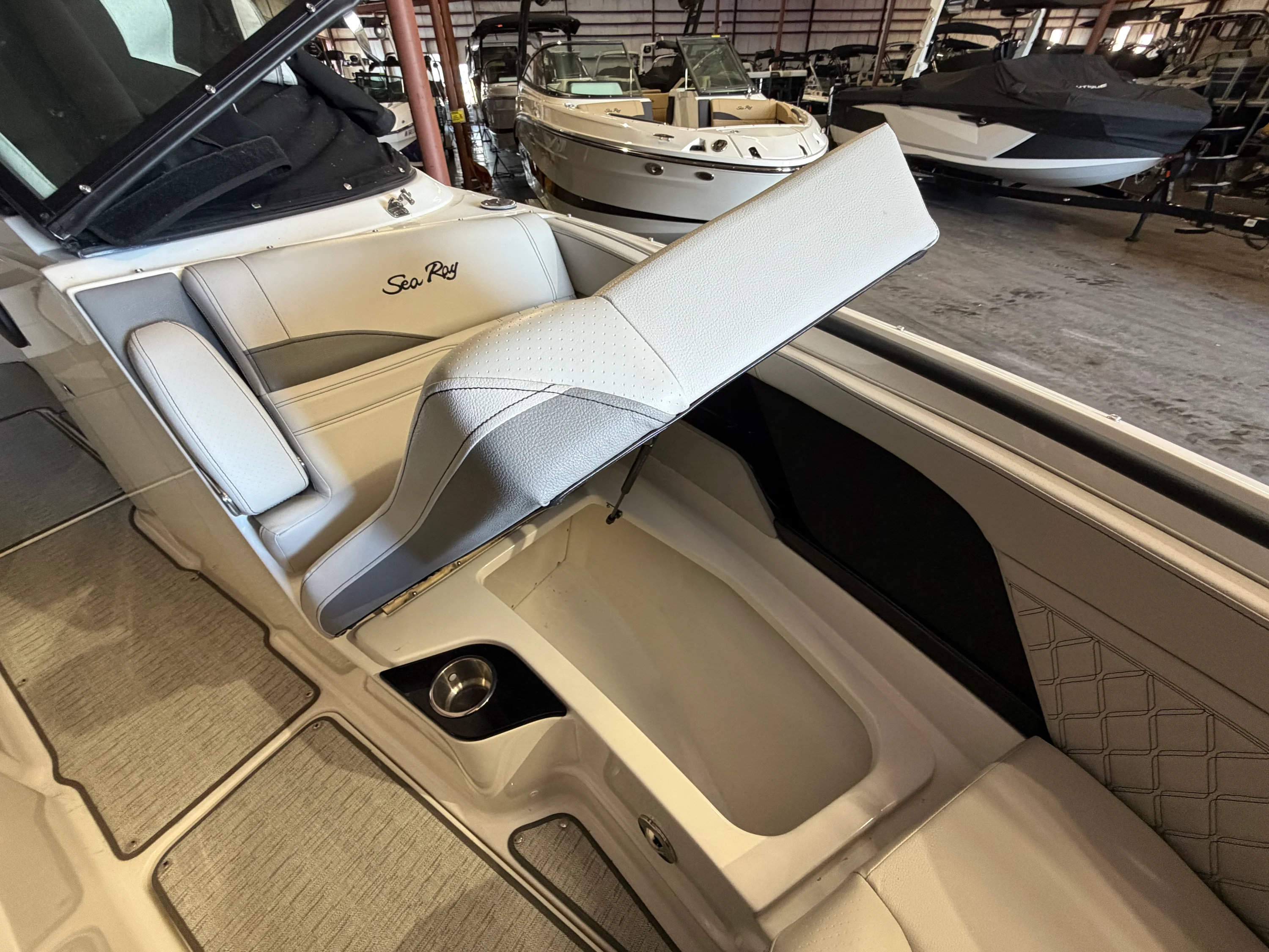 2024 Sea Ray SLX 260 Image Thumbnail #53