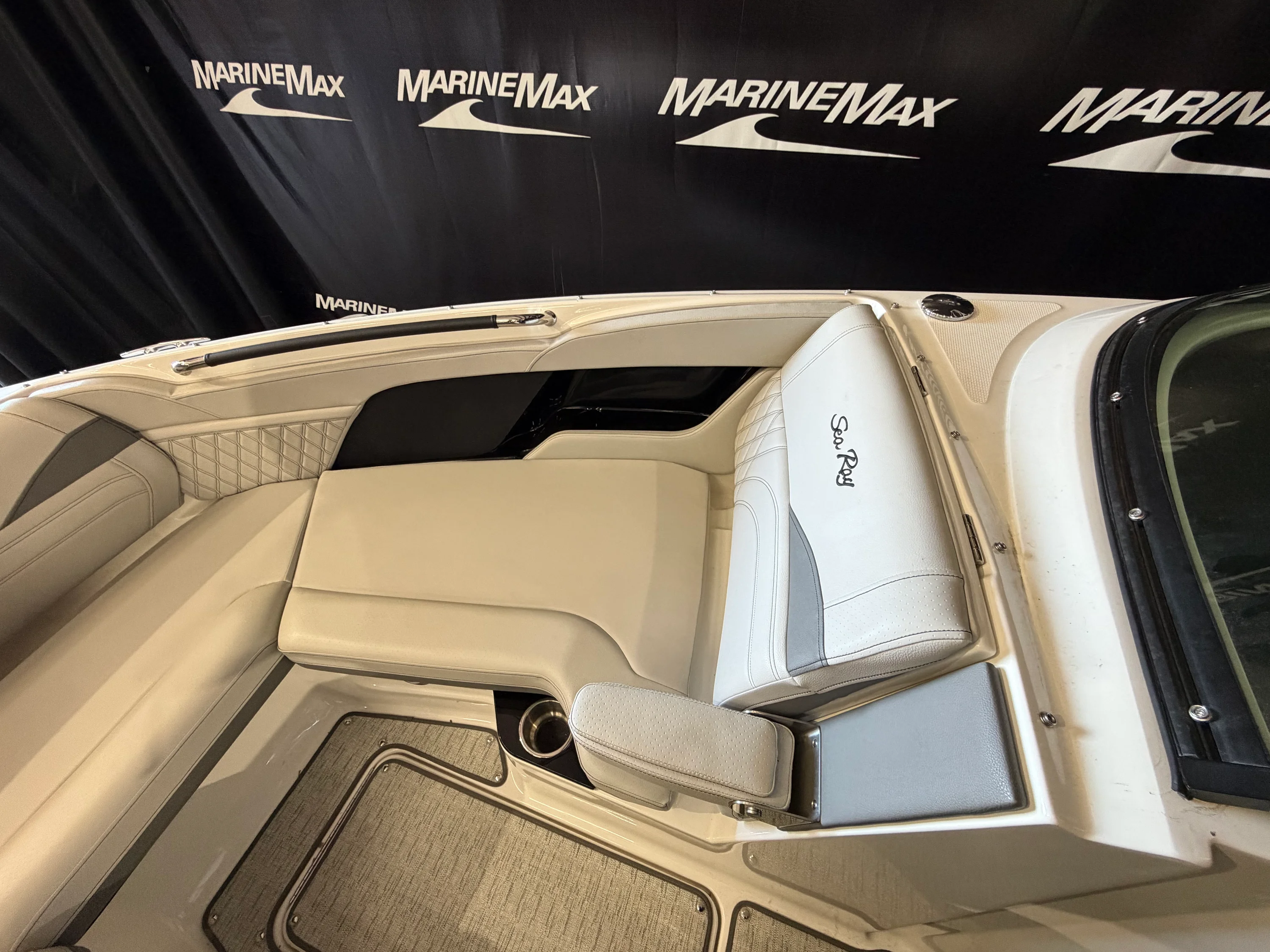 2024 Sea Ray SLX 260 Image Thumbnail #49
