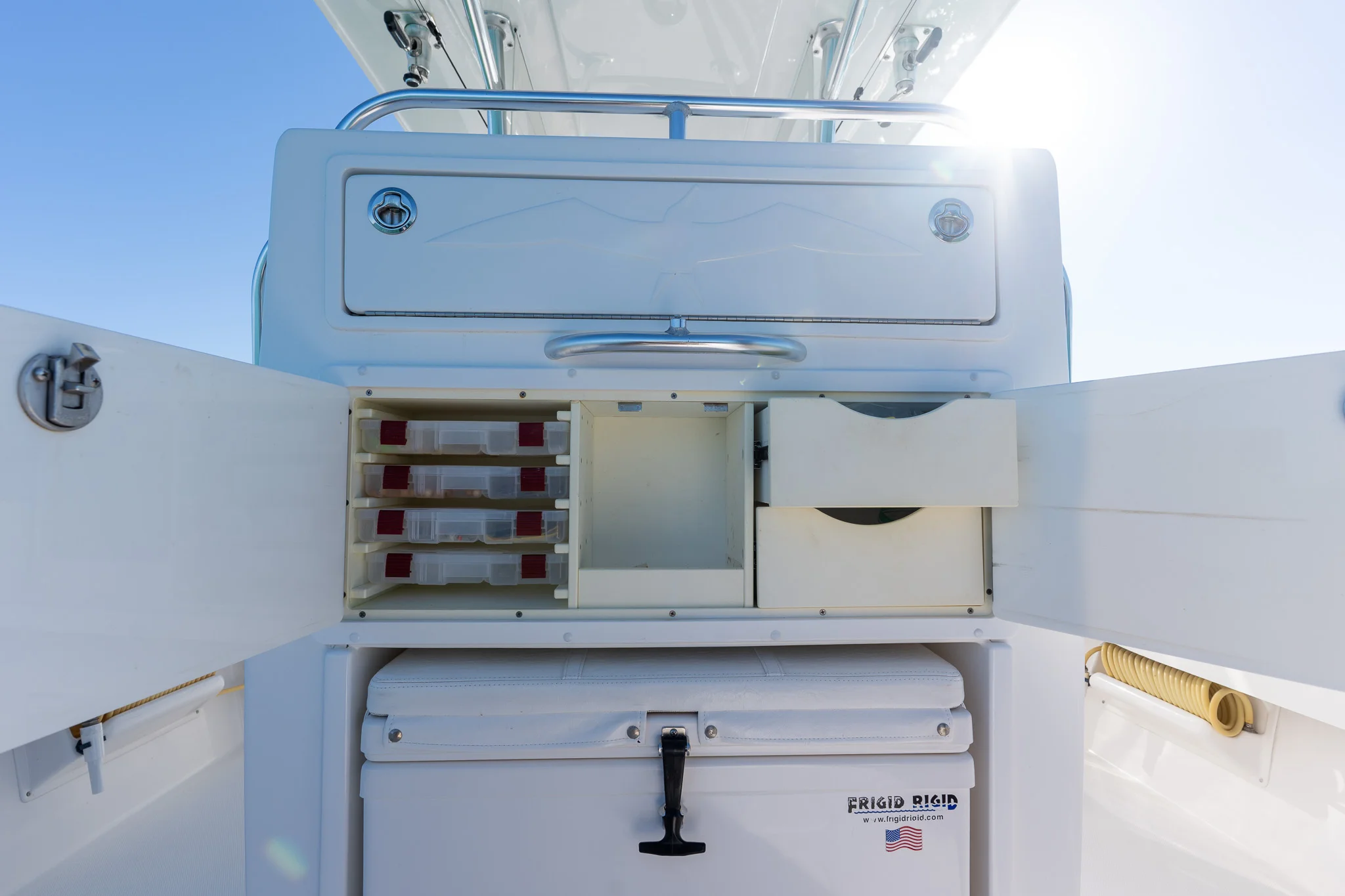 2018 Invincible 33 OPEN FISHERMAN Image Thumbnail #30