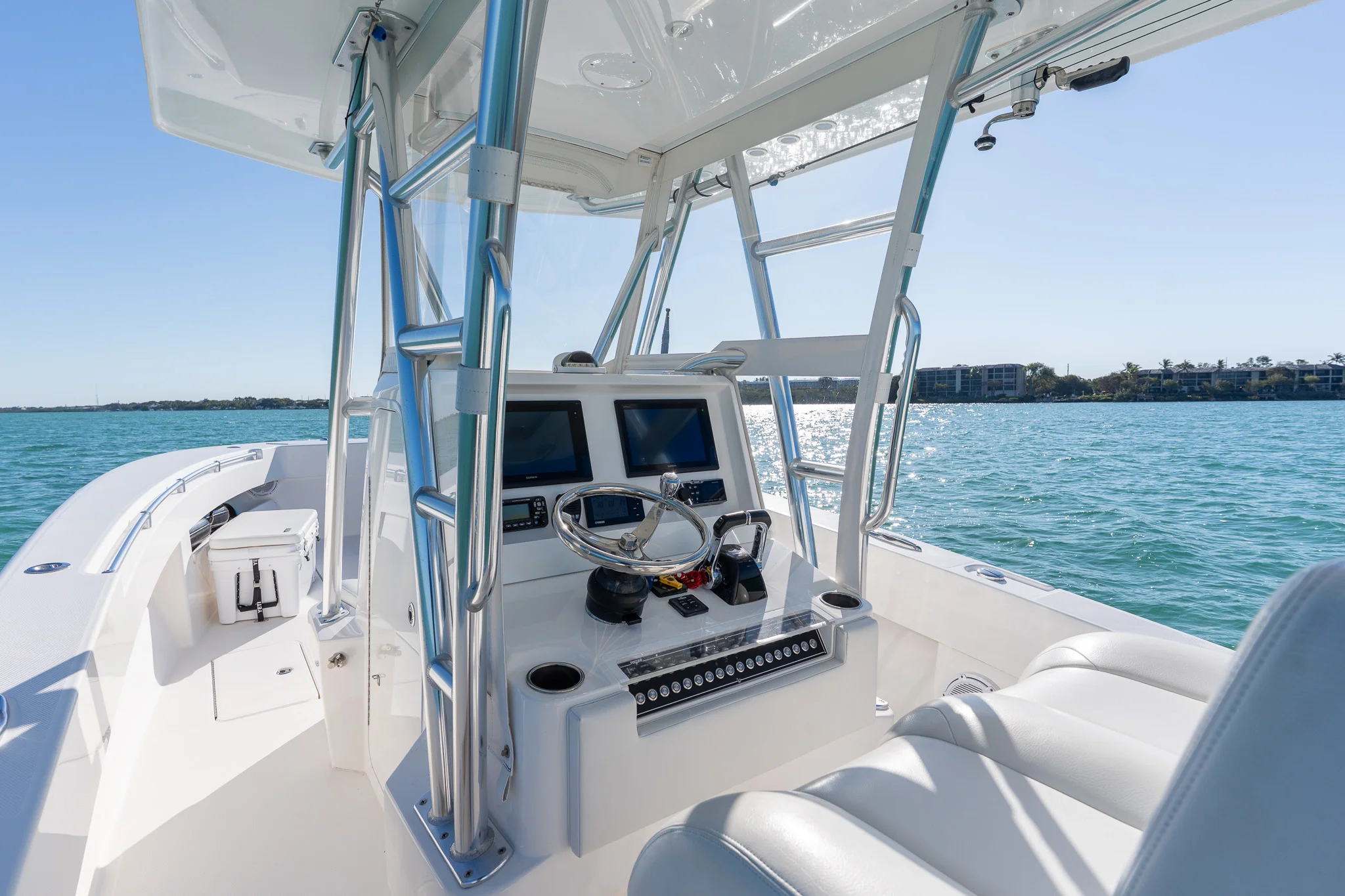 2018 Invincible 33 OPEN FISHERMAN Image Thumbnail #19