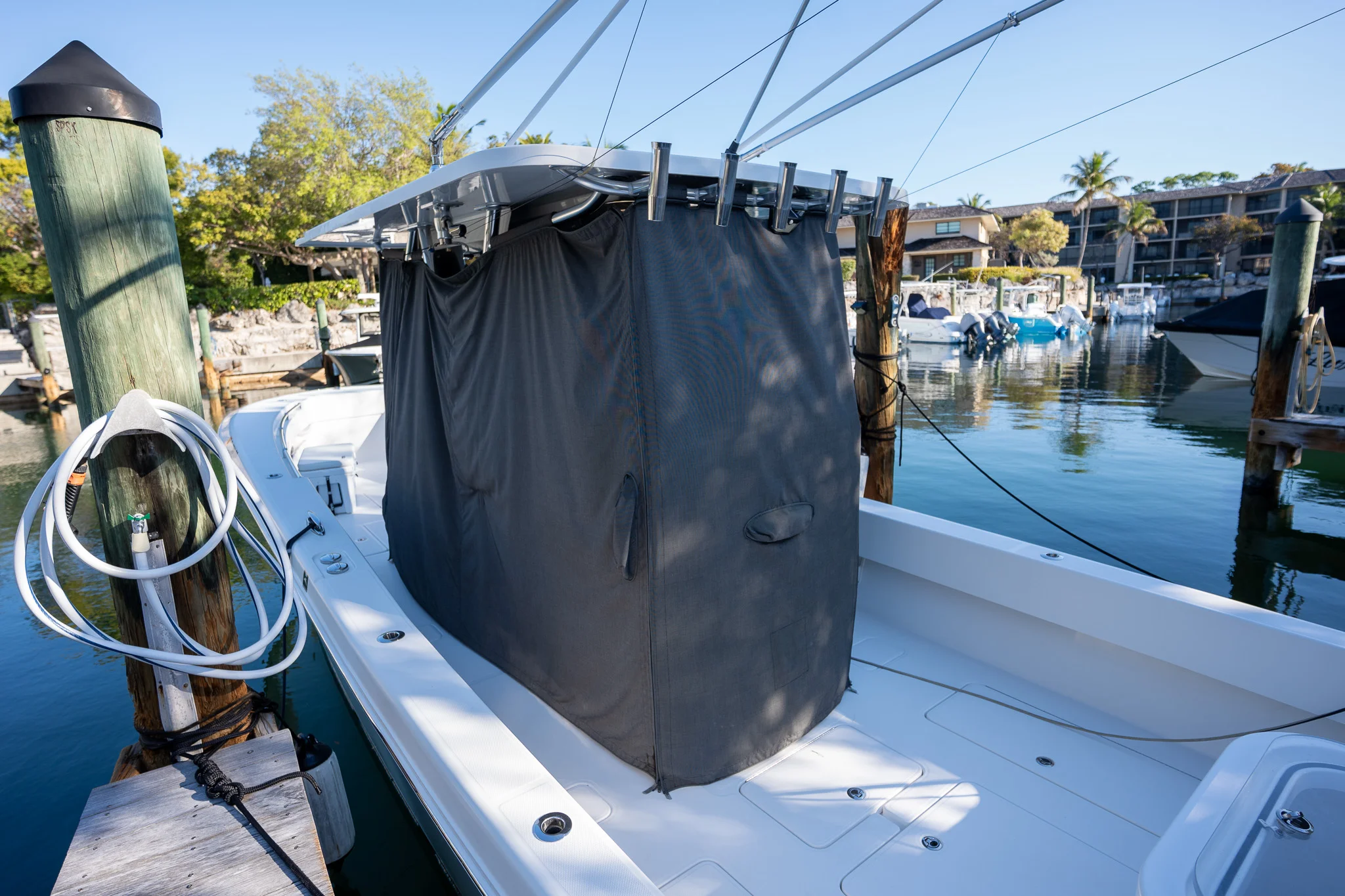 2018 Invincible 33 OPEN FISHERMAN Image Thumbnail #14