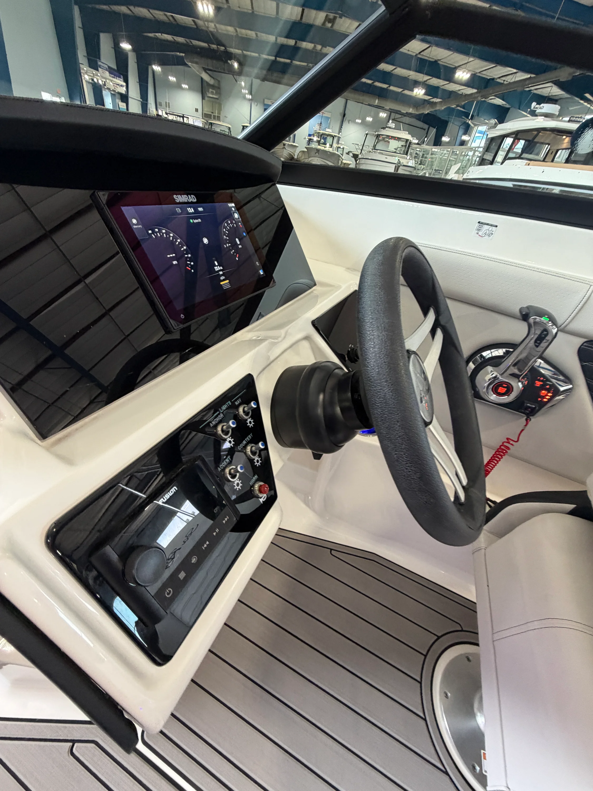 2024 Sea Ray 230 SPX OB Image Thumbnail #23