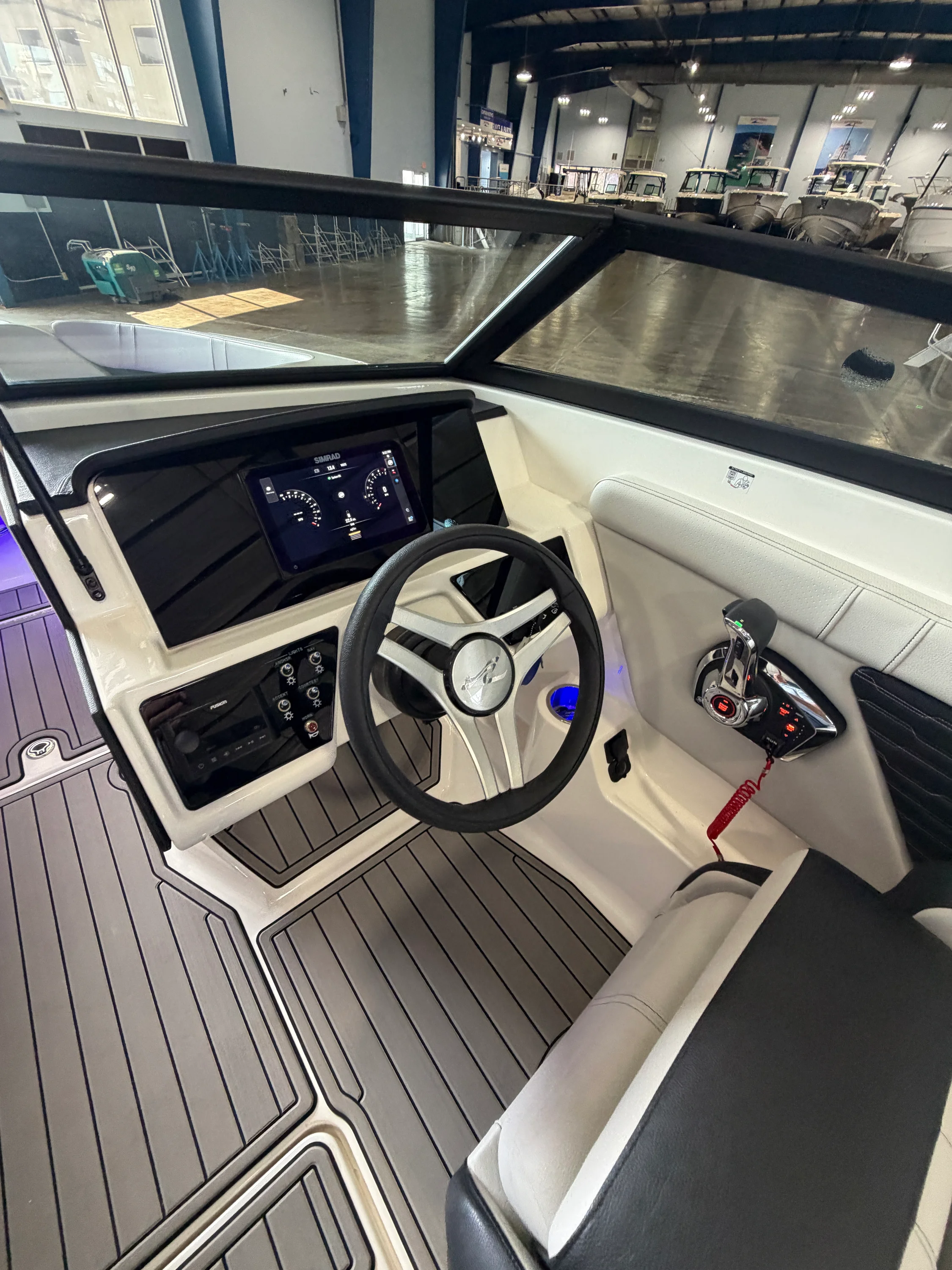 2024 Sea Ray 230 SPX OB Image Thumbnail #21