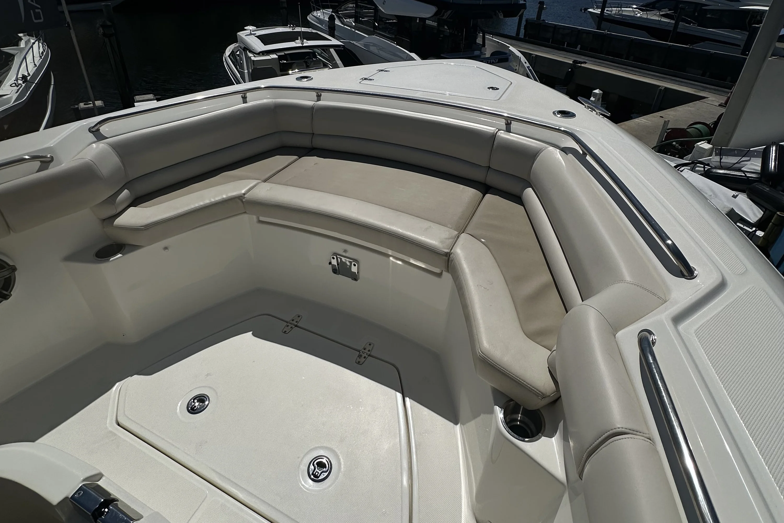 2023 Boston Whaler 33 OUTRAGE Image Thumbnail #12