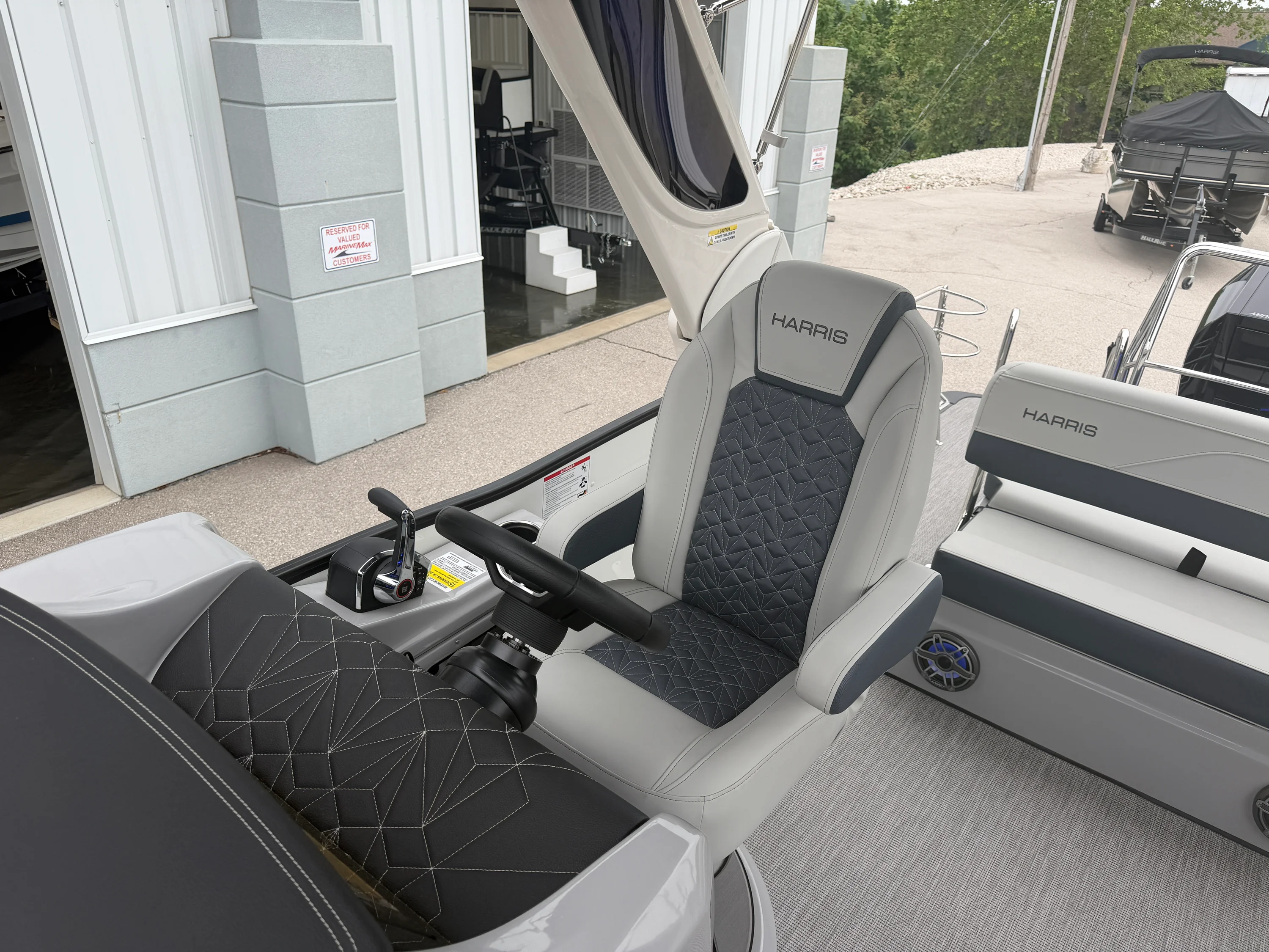 2026 Harris Grand Mariner 250 Image Thumbnail #26