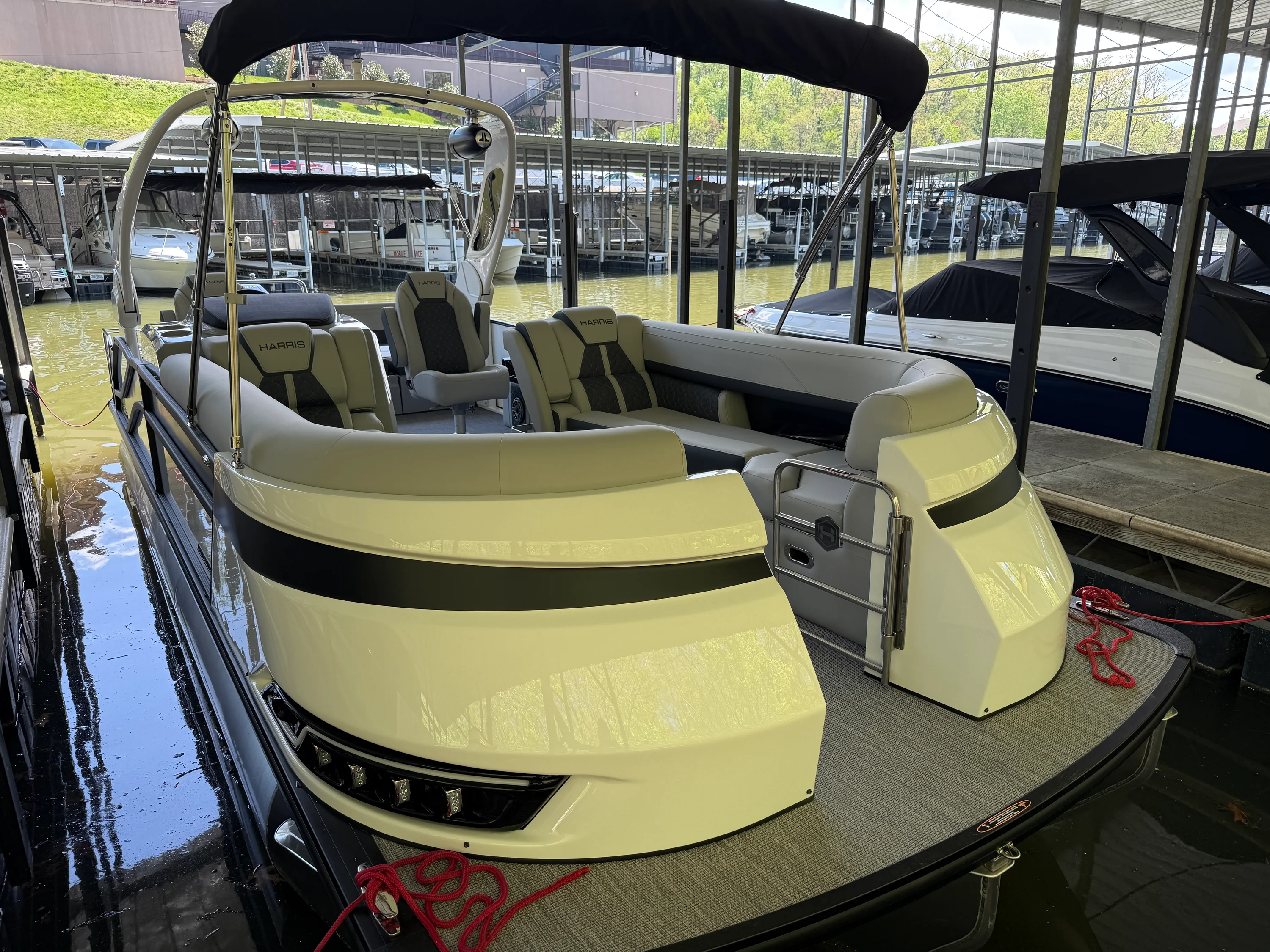 2026 Harris GRAND MARINER 250 Image Thumbnail #14