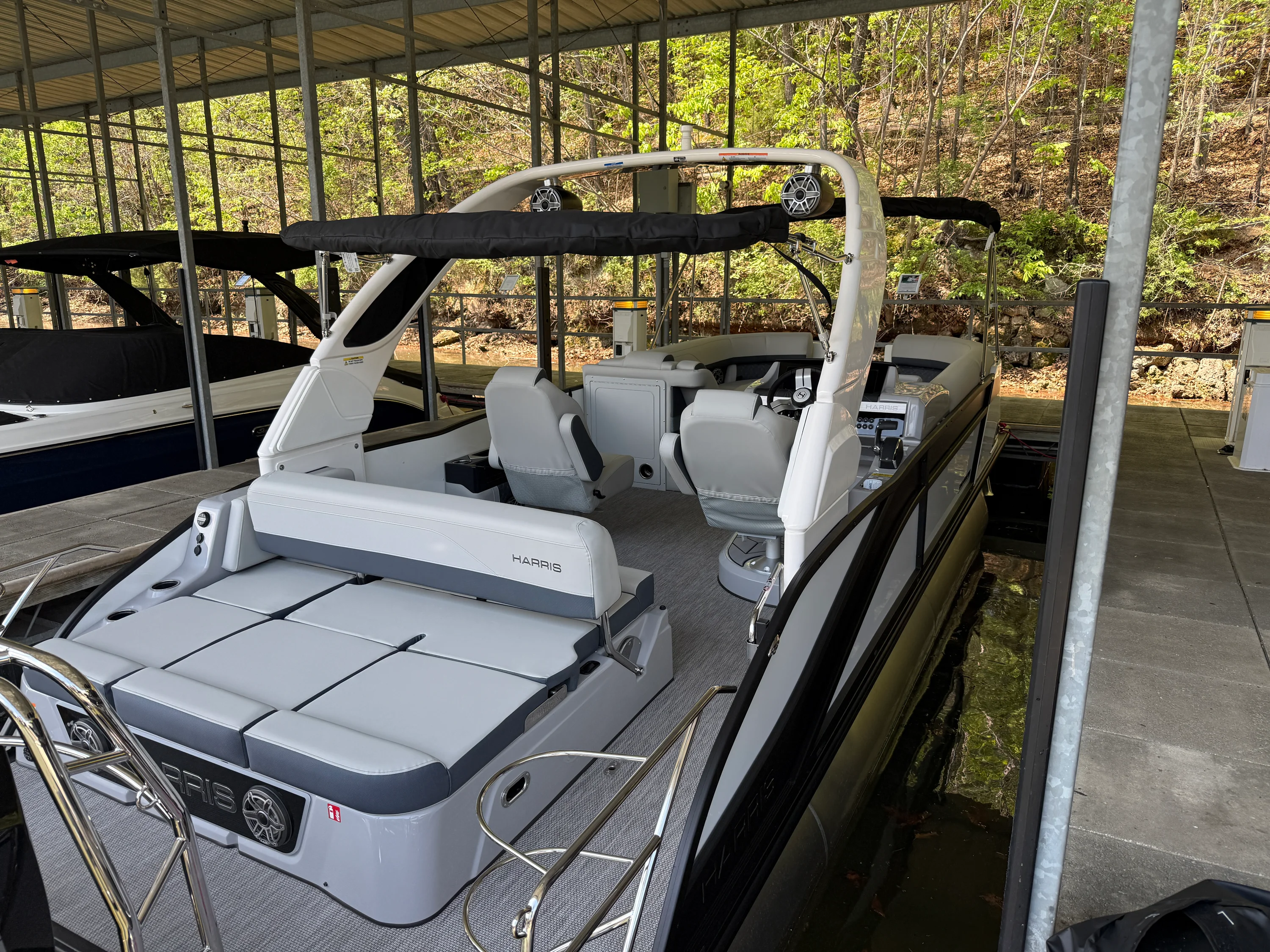 2026 Harris GRAND MARINER 250 Image Thumbnail #5