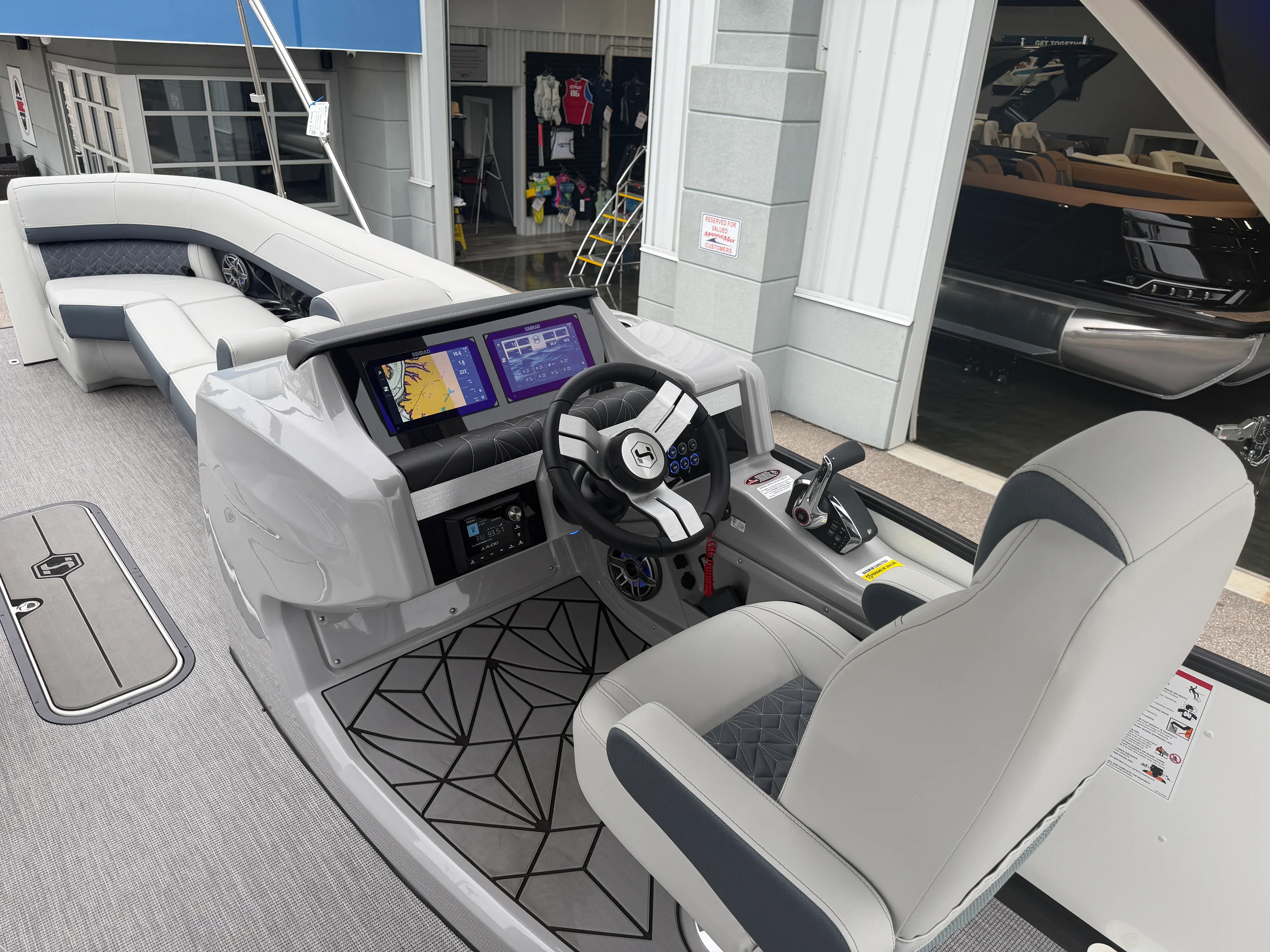 2026 Harris Grand Mariner 250 Image Thumbnail #15