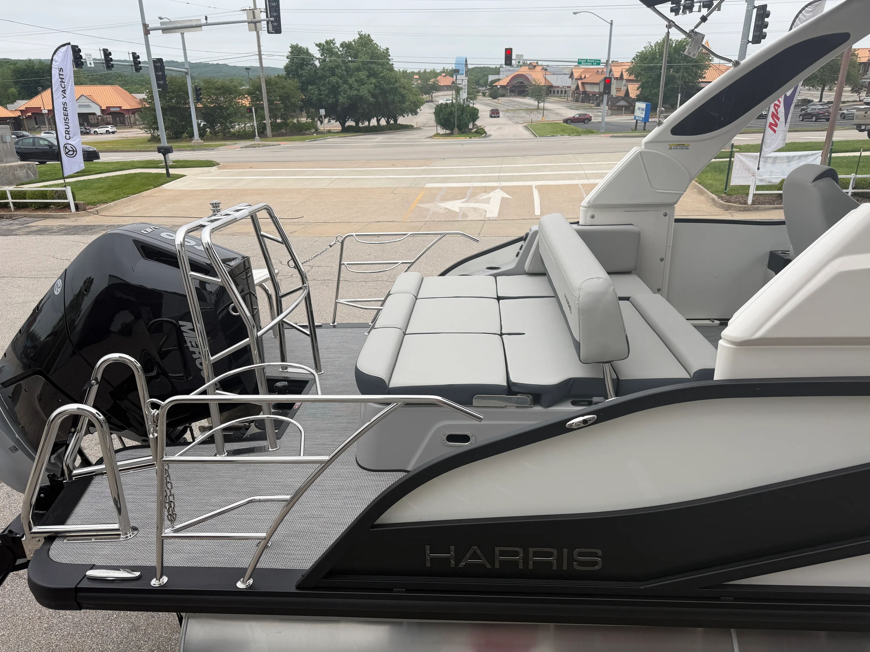 2026 Harris Grand Mariner 250 Image Thumbnail #7