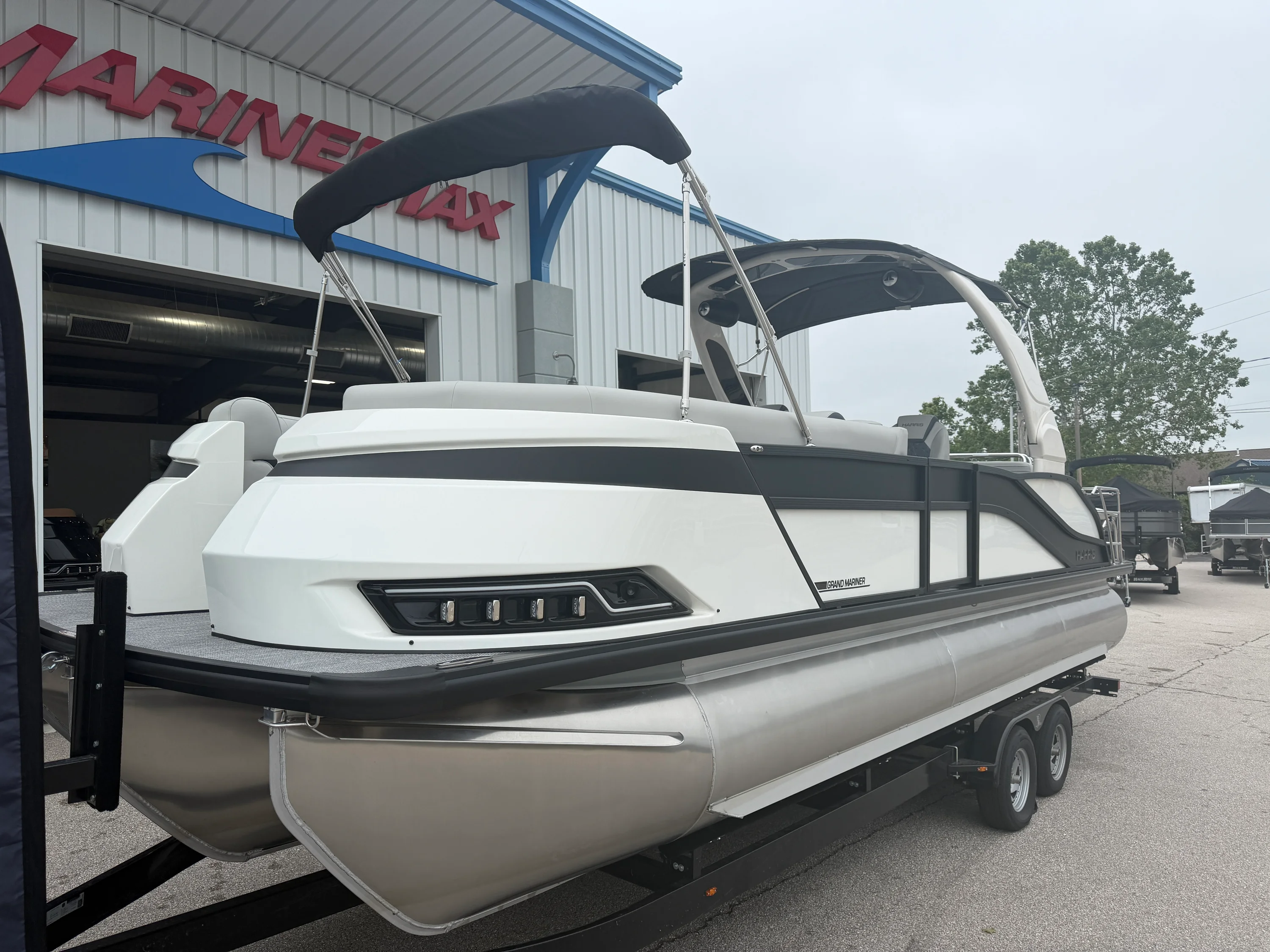 2026 Harris Grand Mariner 250 Image Thumbnail #1