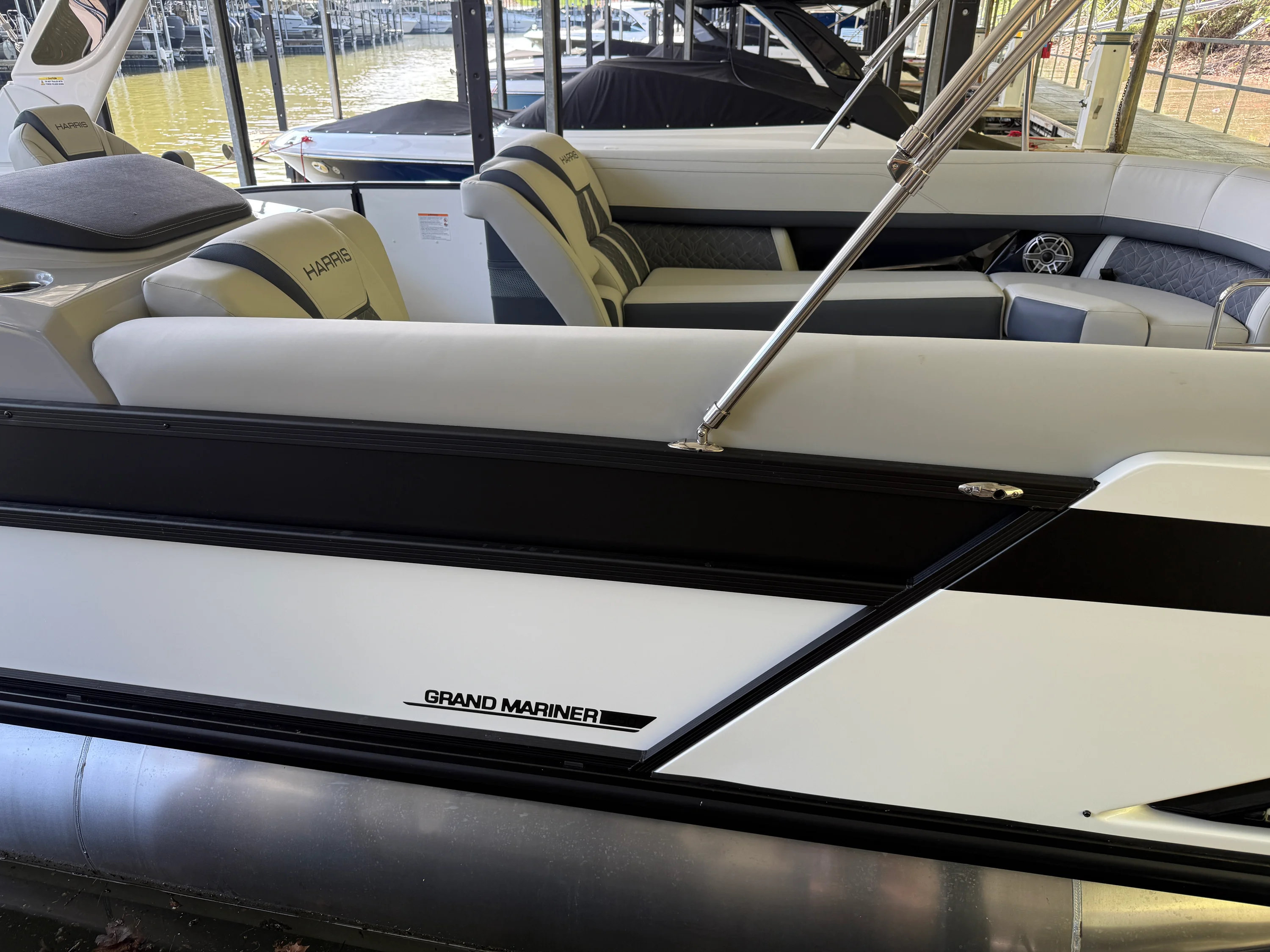 2026 Harris GRAND MARINER 250 Image Thumbnail #13