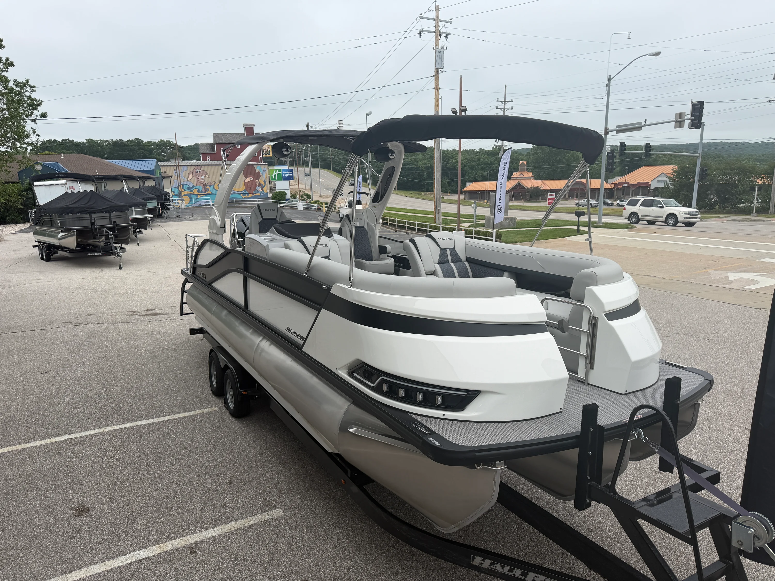 2026 Harris Grand Mariner 250 Image Thumbnail #5