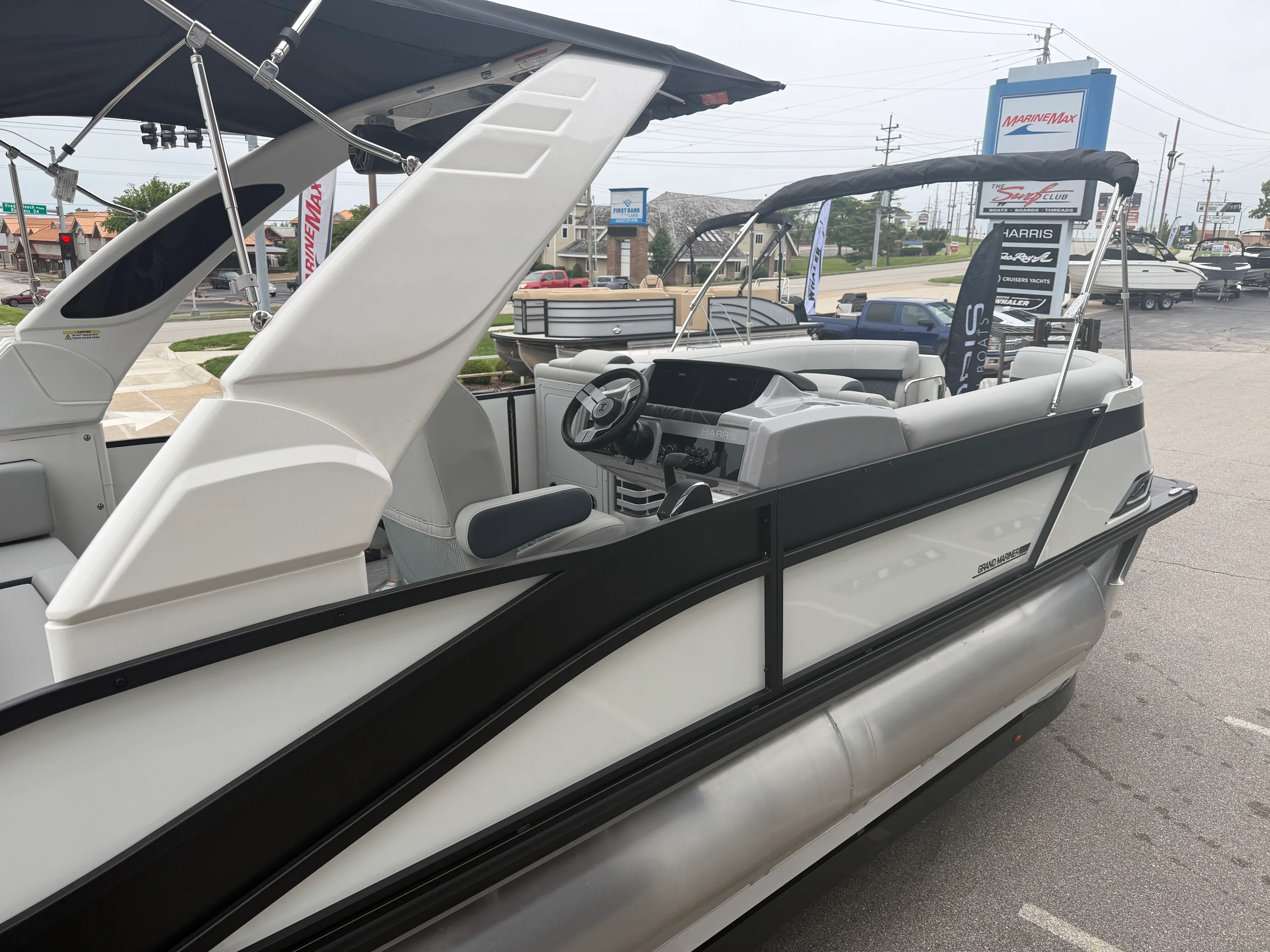 2026 Harris Grand Mariner 250 Image Thumbnail #8