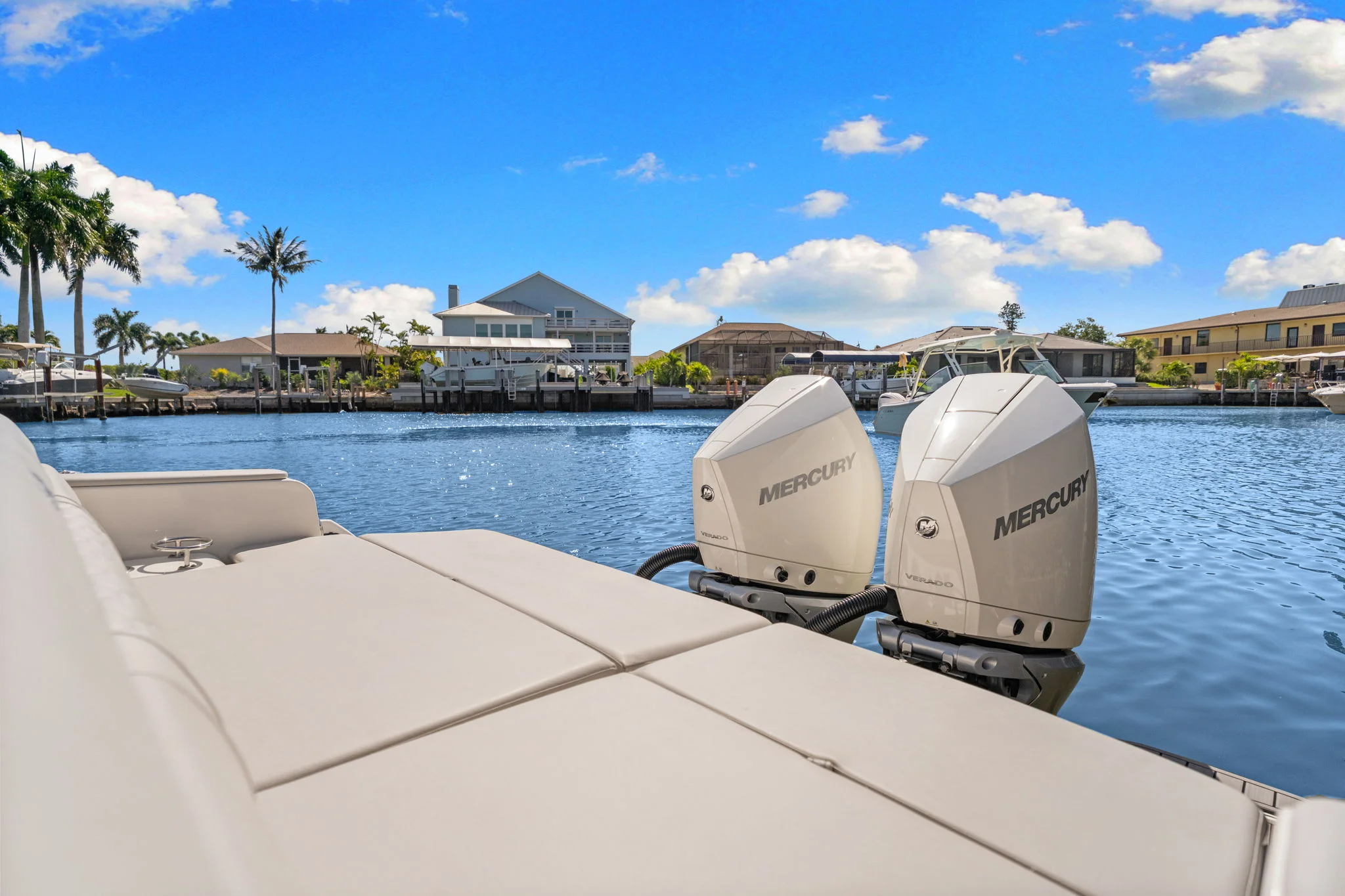 2023 Sea Ray 290 SDX OB Image Thumbnail #38