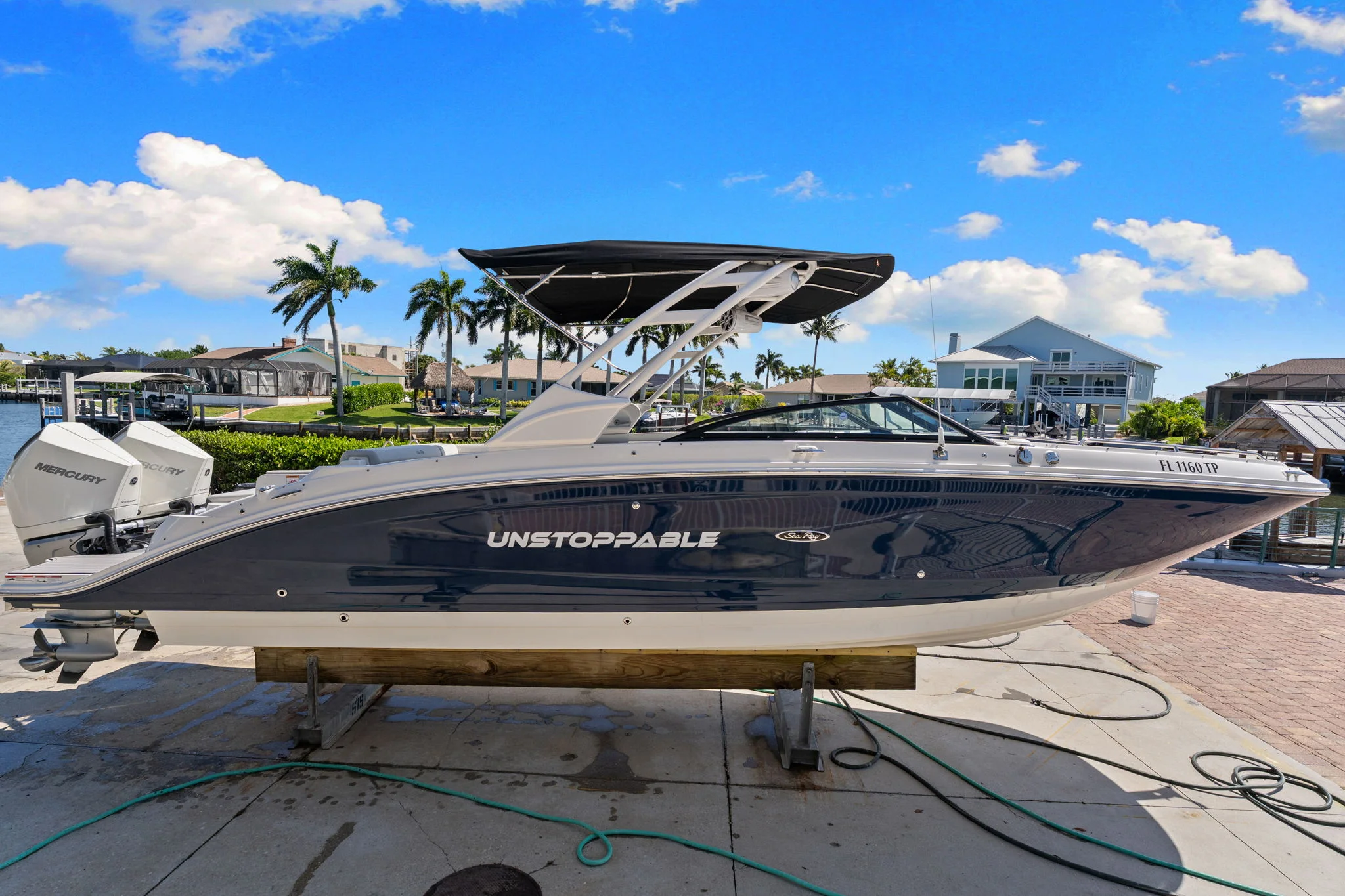 2023 Sea Ray 290 SDX OB Image Thumbnail #0