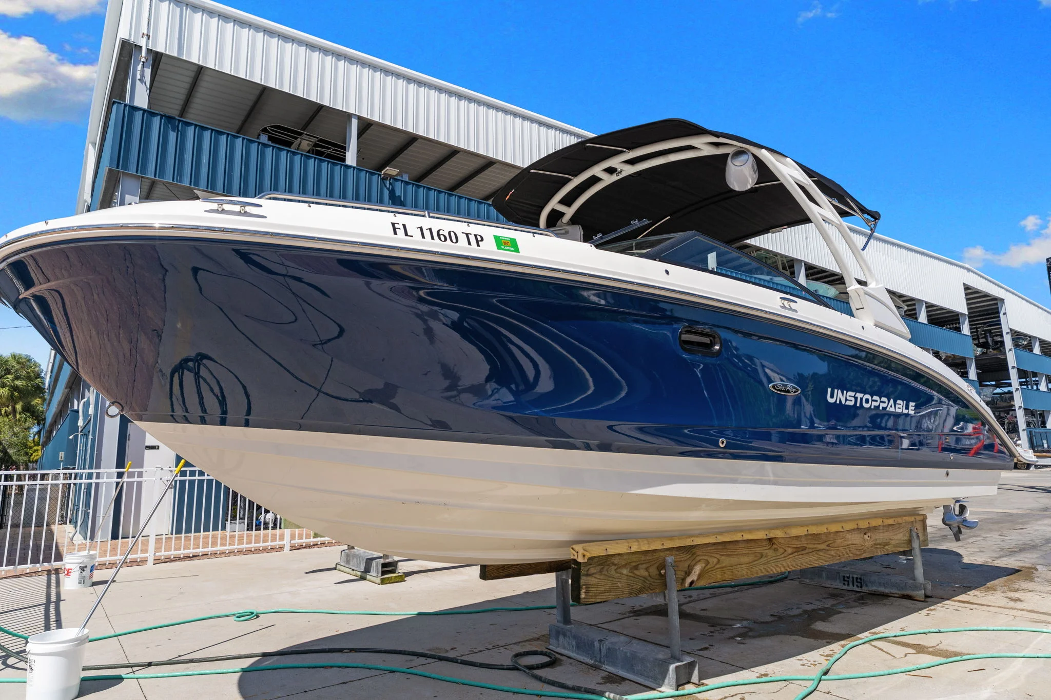 2023 Sea Ray 290 SDX OB Image Thumbnail #2
