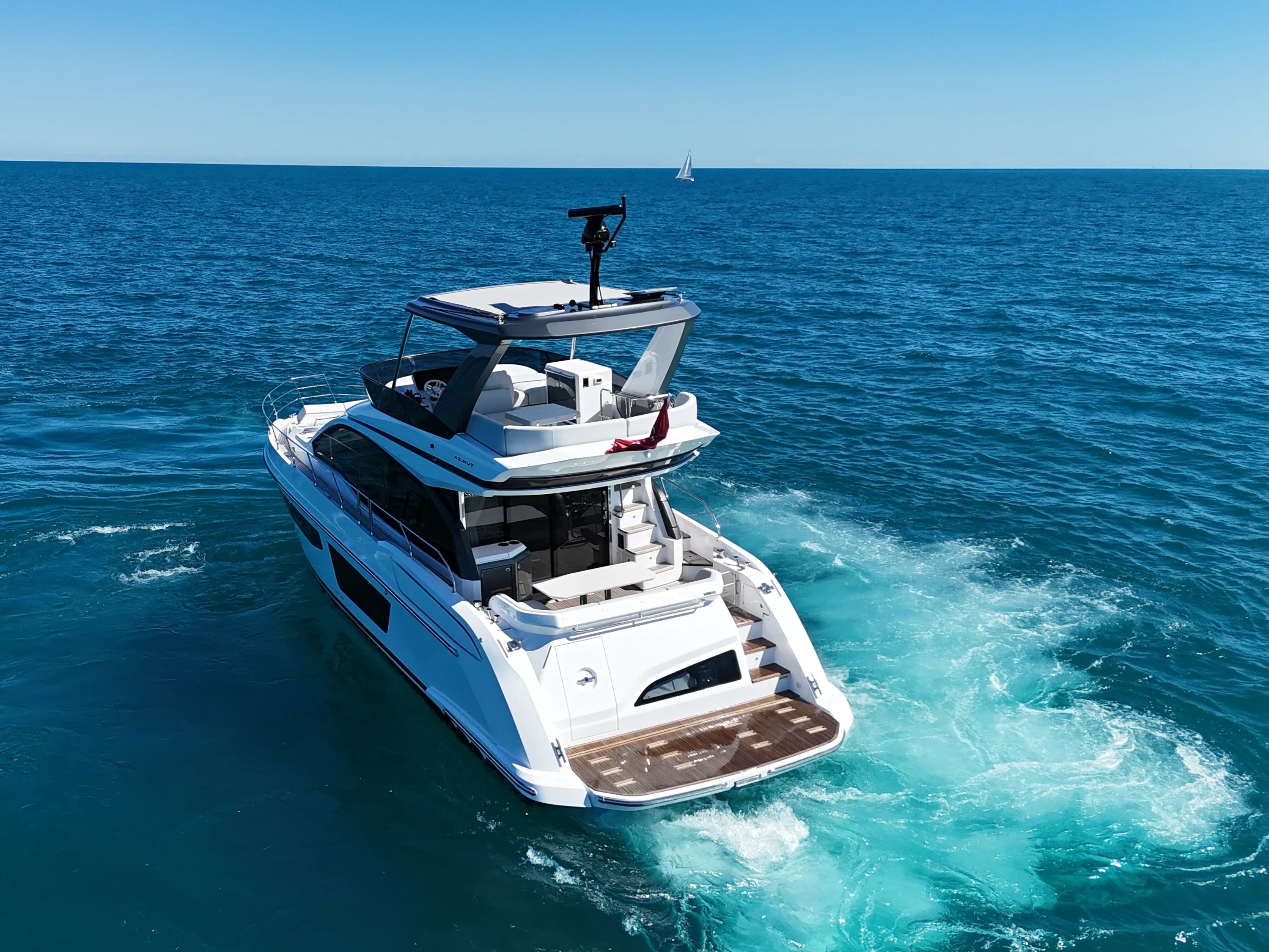 2027 Azimut Fly 53 Image Thumbnail #10