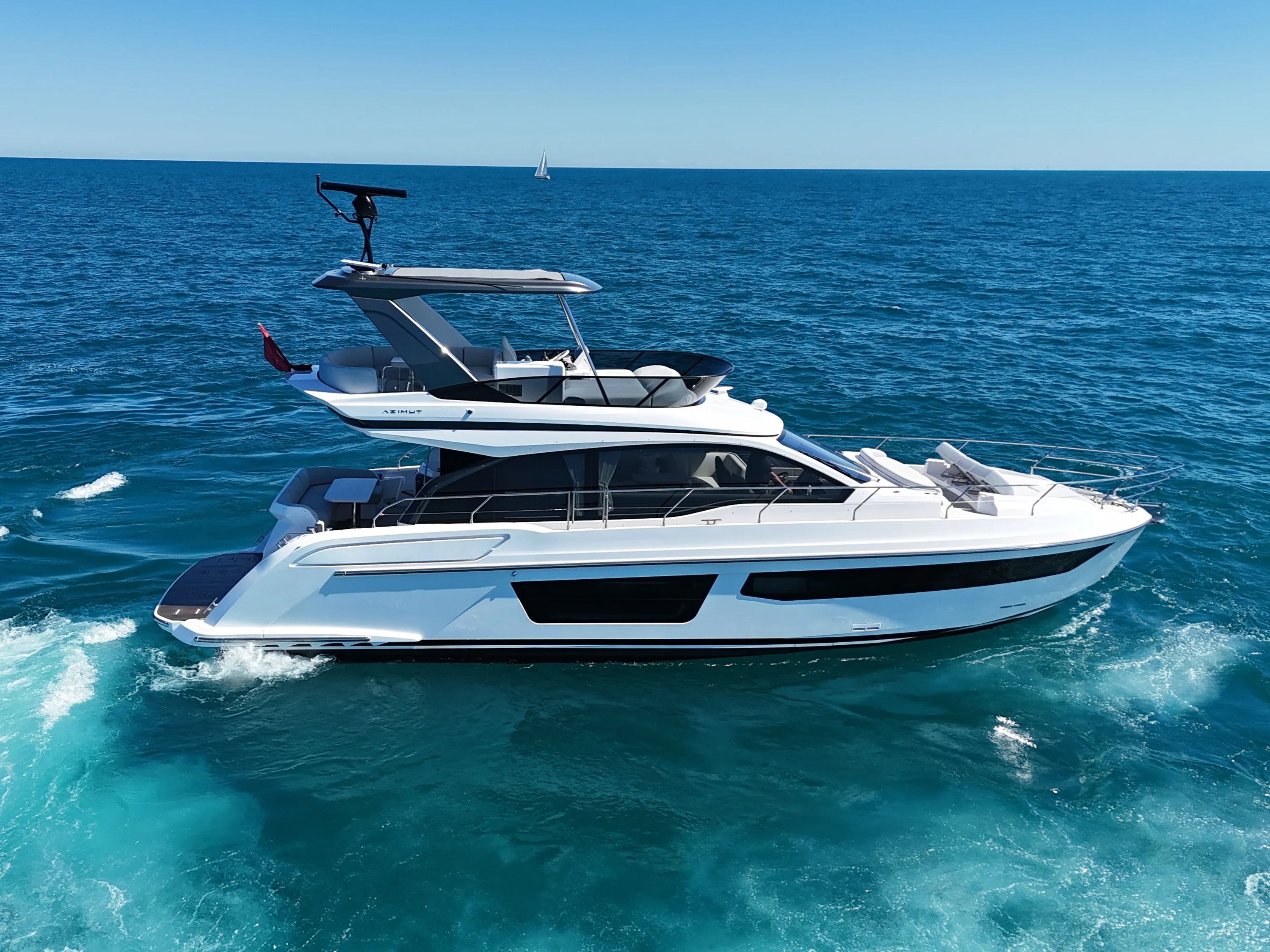 2027 Azimut Fly 53 Image Thumbnail #7