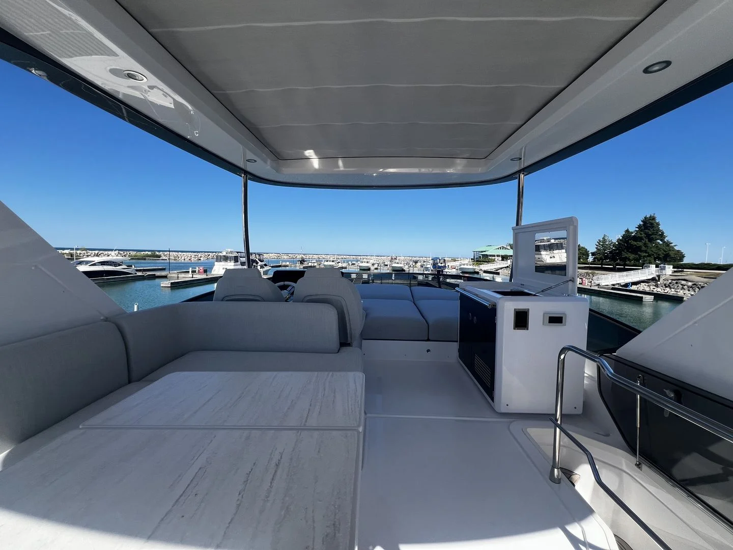 2027 Azimut Fly 53 Image Thumbnail #35