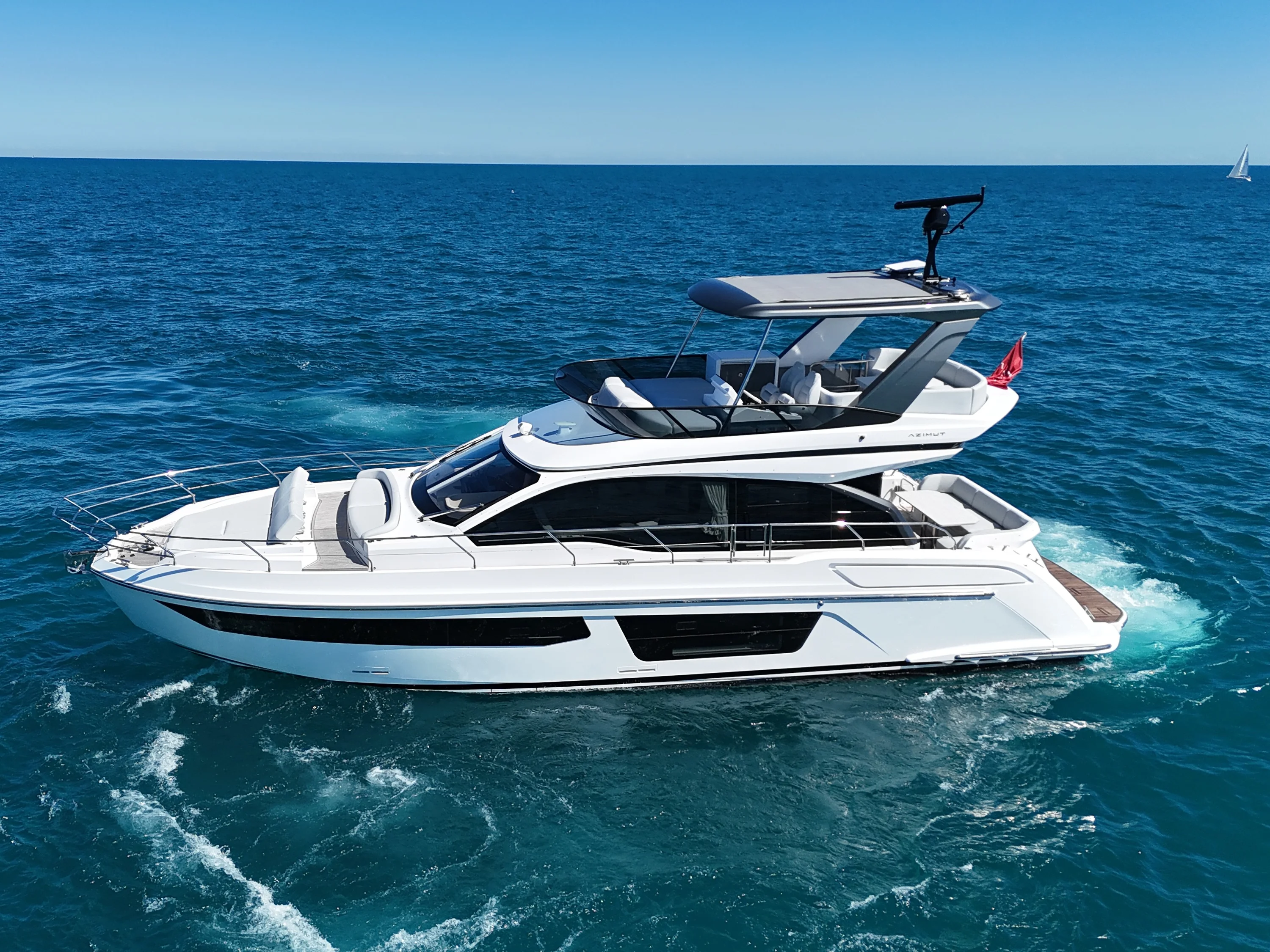 2027 Azimut Fly 53 Image Thumbnail #4