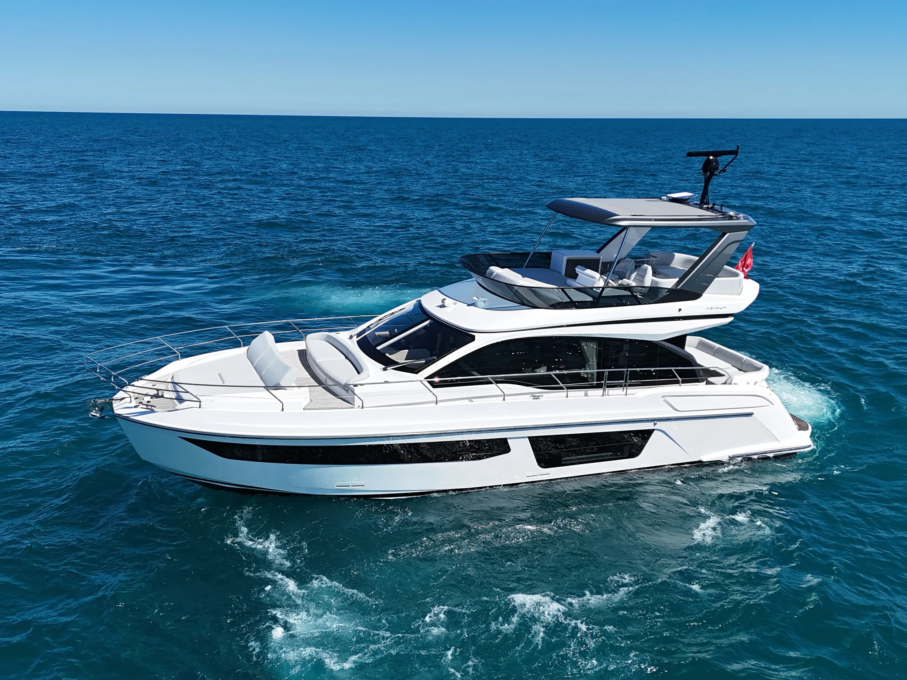 2027 Azimut Fly 53 Image Thumbnail #3