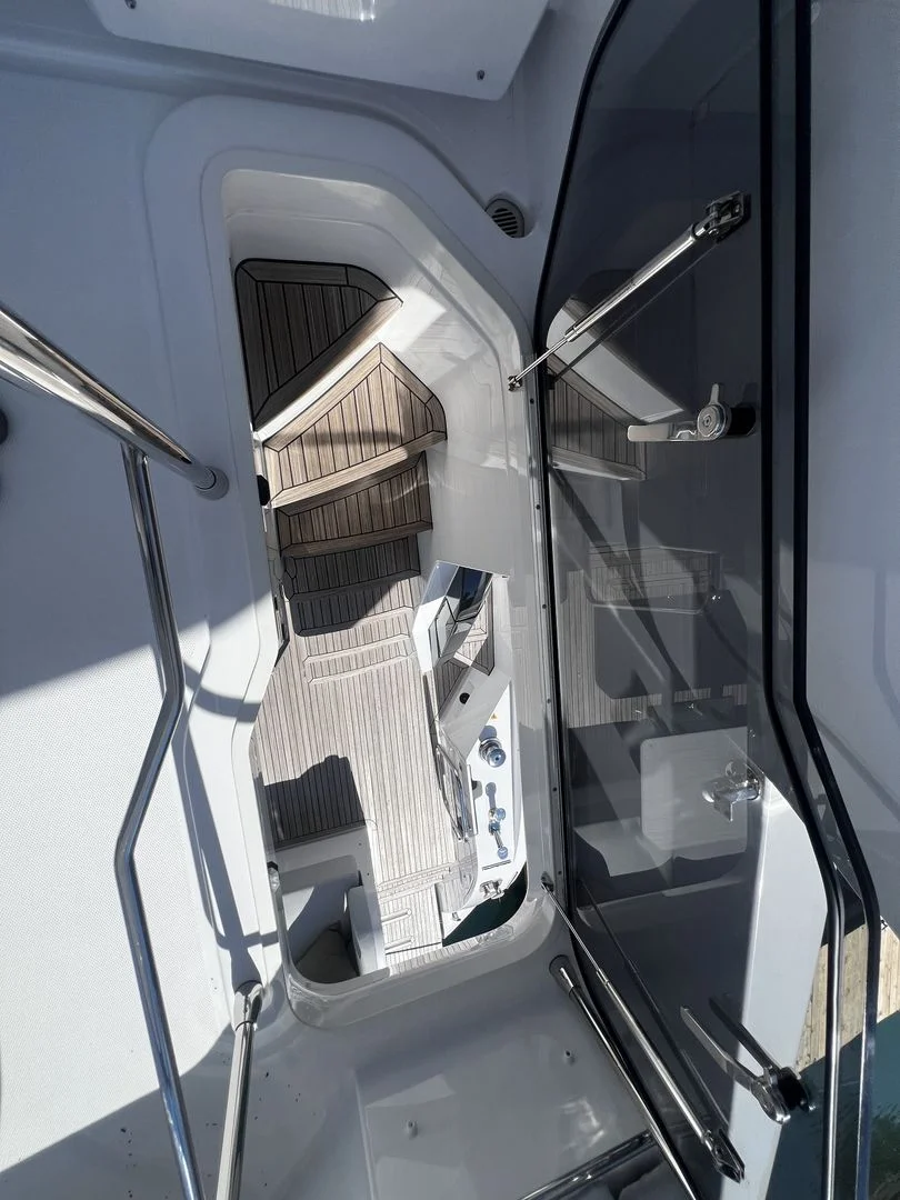 2027 Azimut Fly 53 Image Thumbnail #38