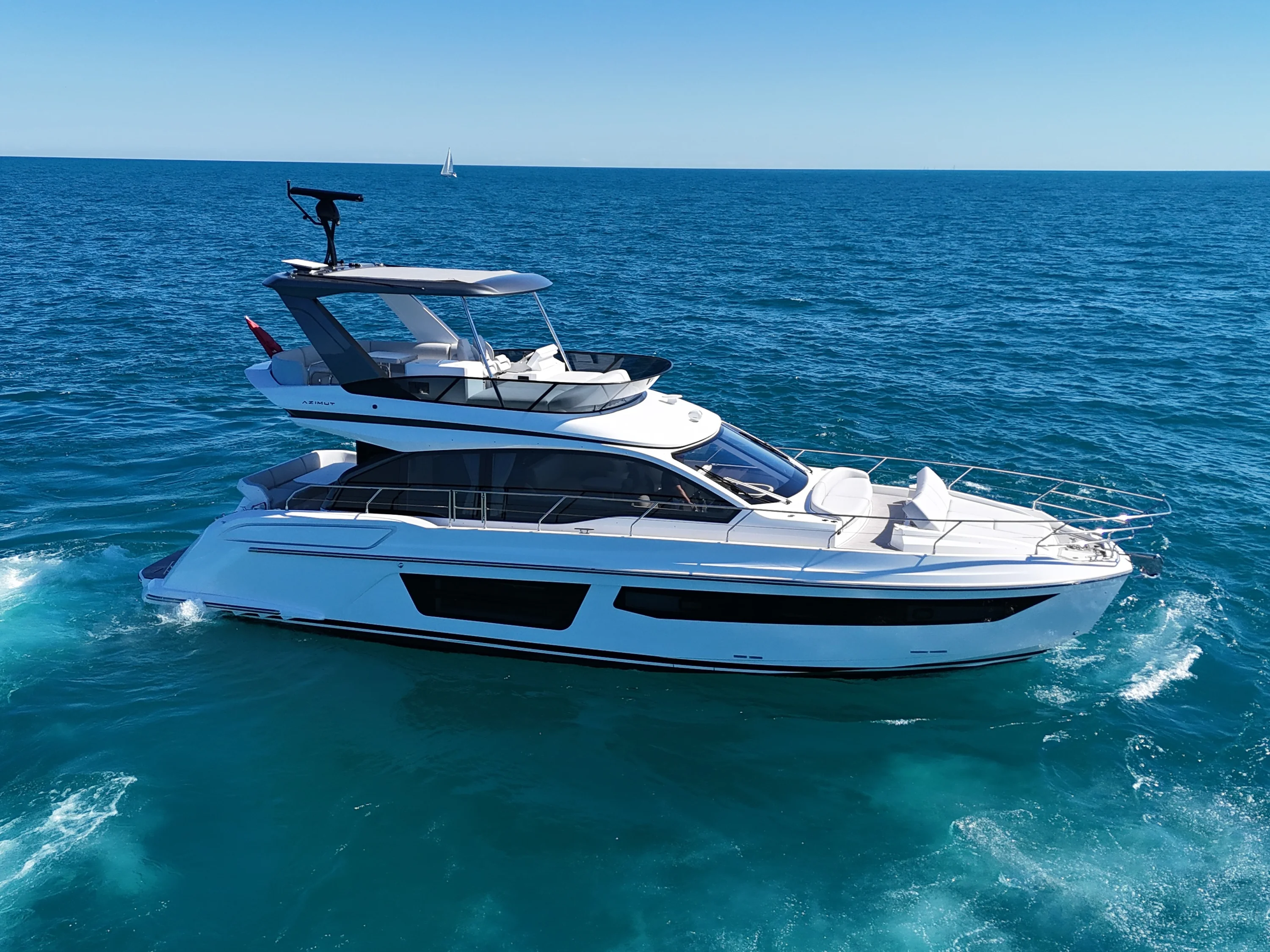 2027 Azimut Fly 53 Image Thumbnail #6
