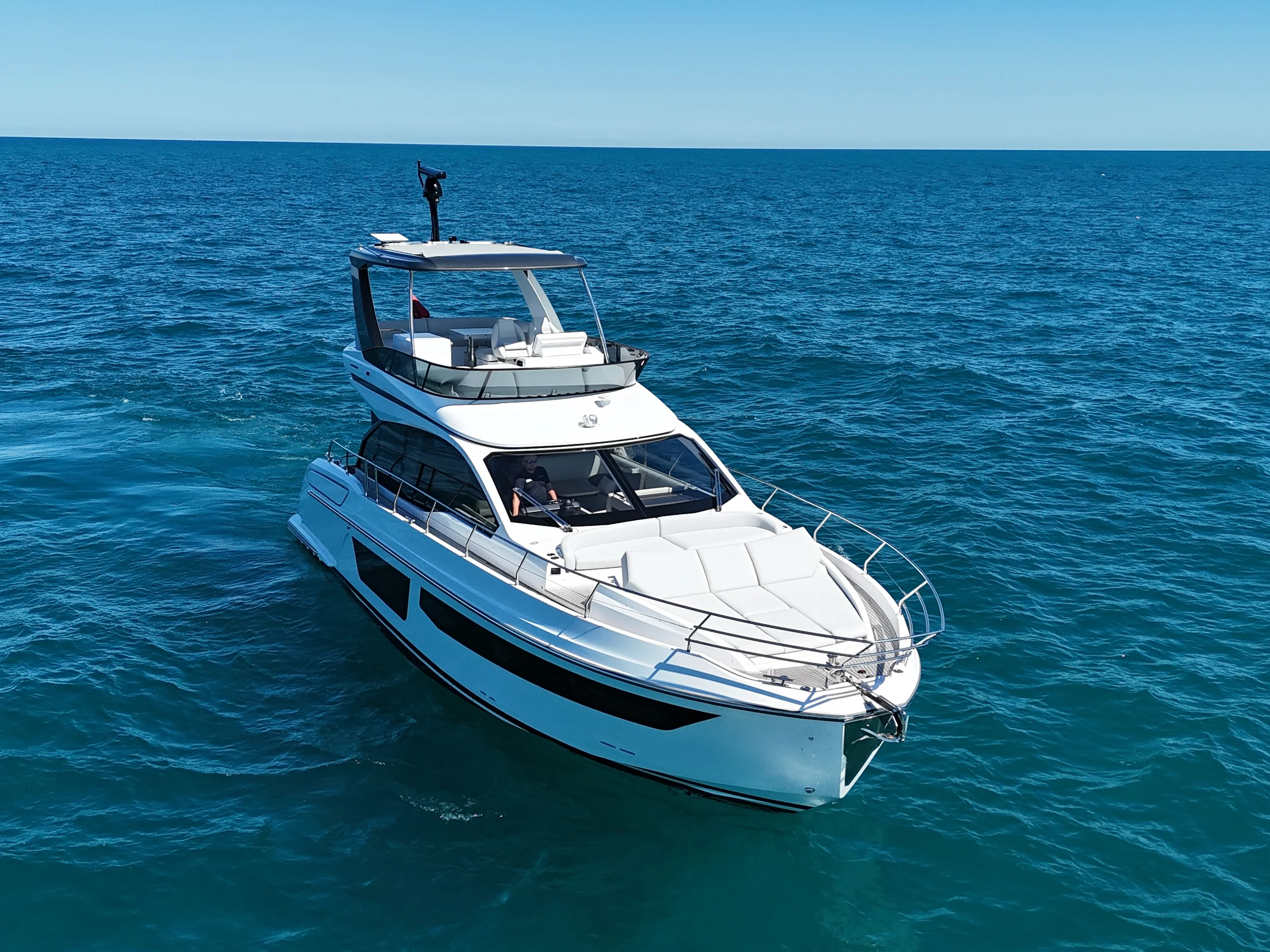 2027 Azimut Fly 53 Image Thumbnail #1