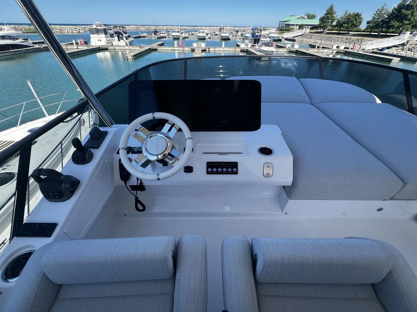 2027 Azimut Fly 53 Image Thumbnail #36