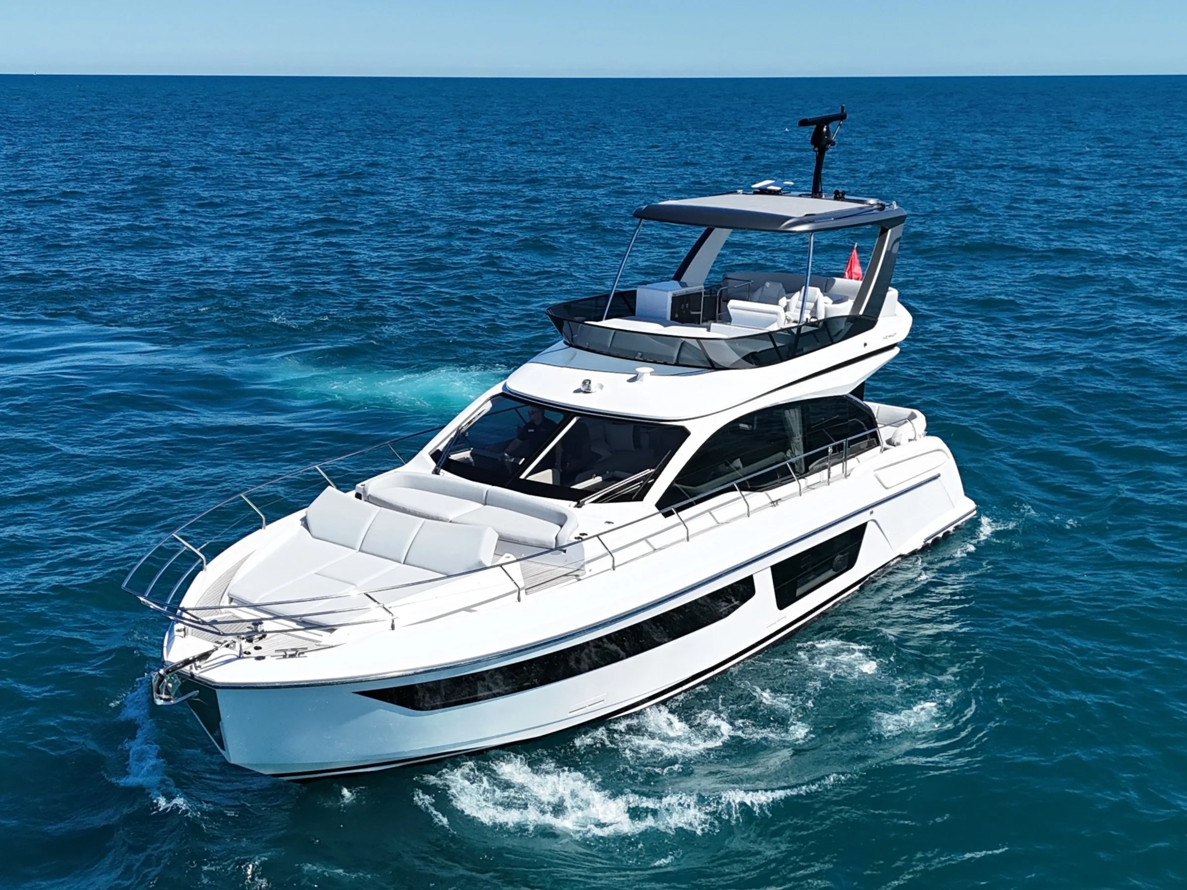 2027 Azimut Fly 53 Image Thumbnail #2