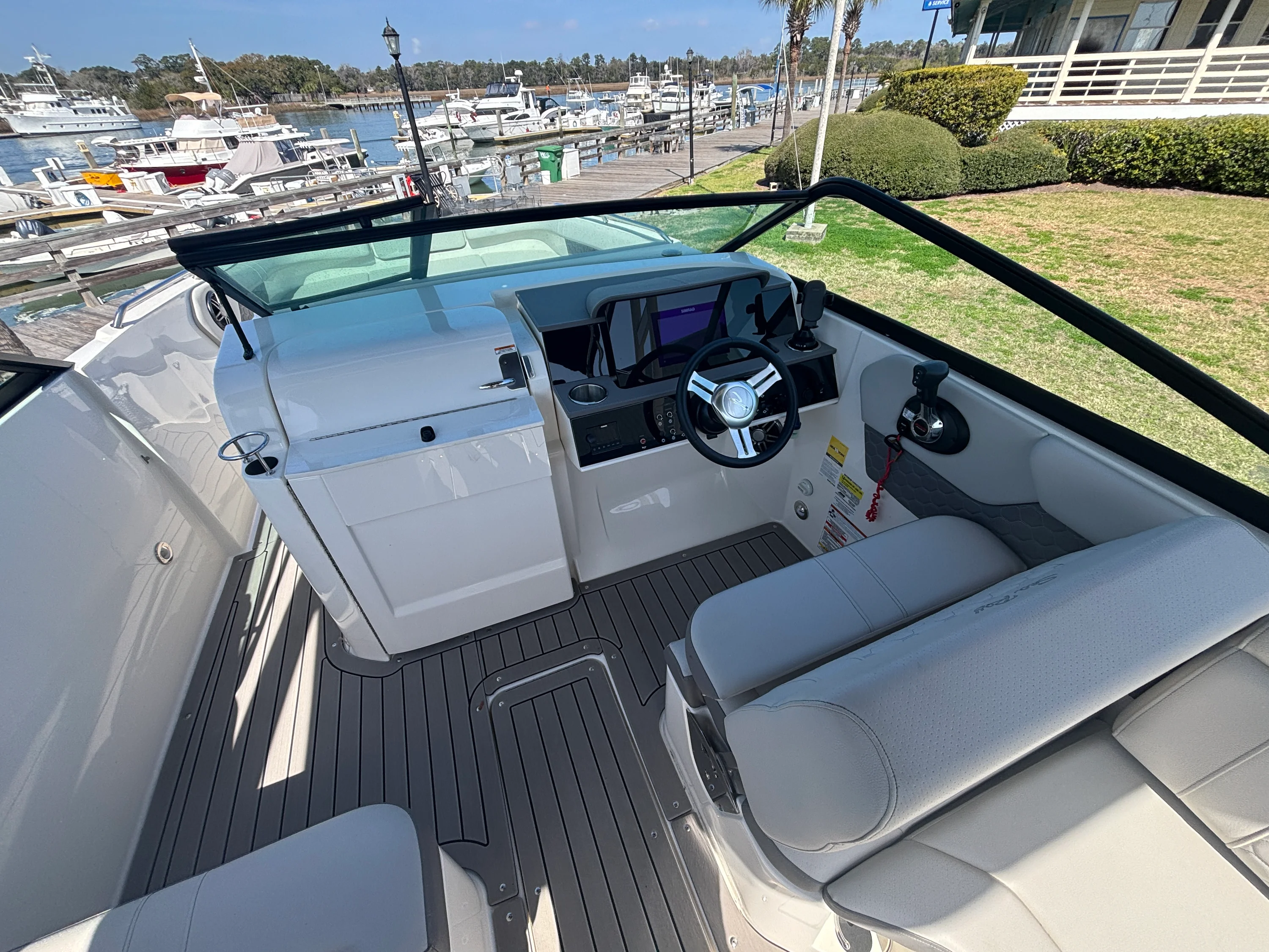 2022 Sea Ray 250 SD OB Image Thumbnail #20