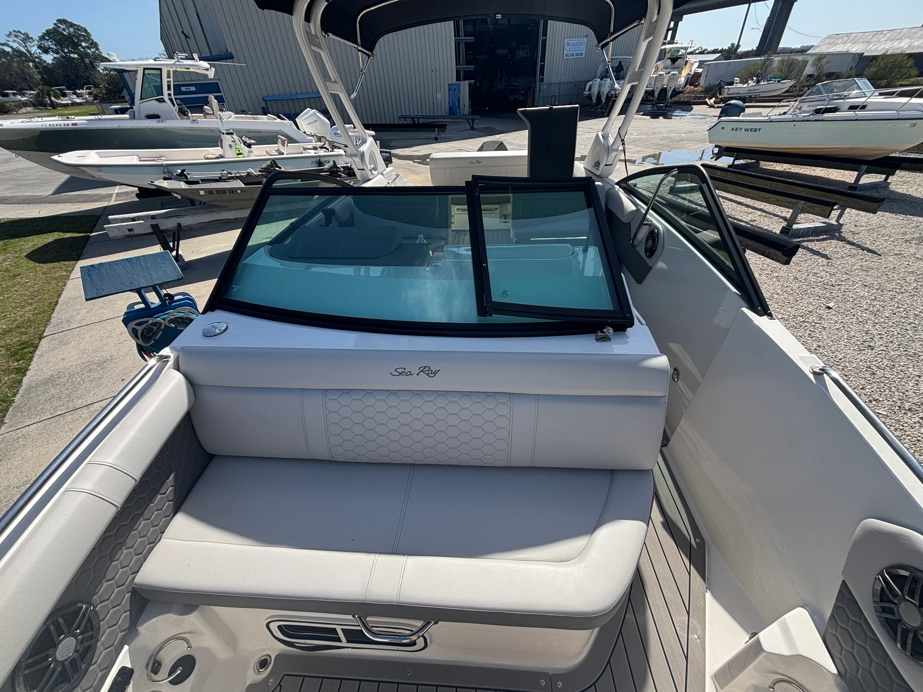 2022 Sea Ray 250 SD OB Image Thumbnail #25