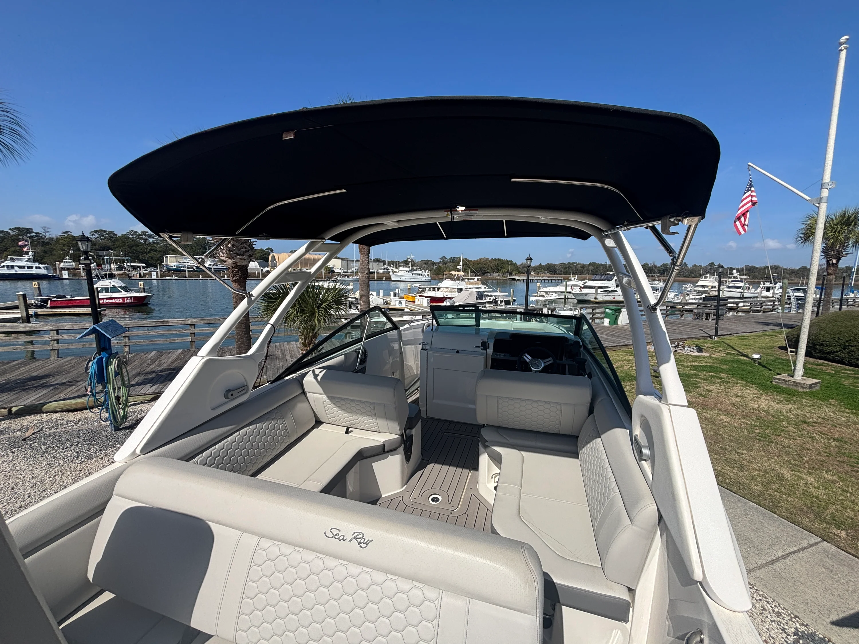 2022 Sea Ray 250 SD OB Image Thumbnail #21