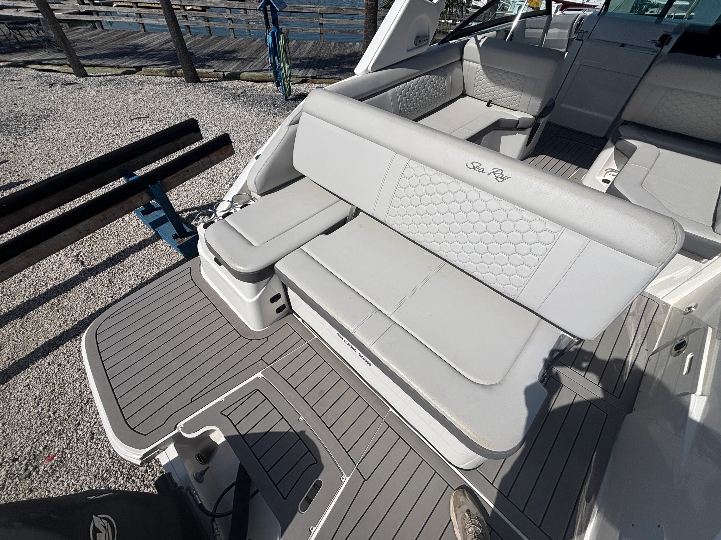 2022 Sea Ray 250 SD OB Image Thumbnail #9