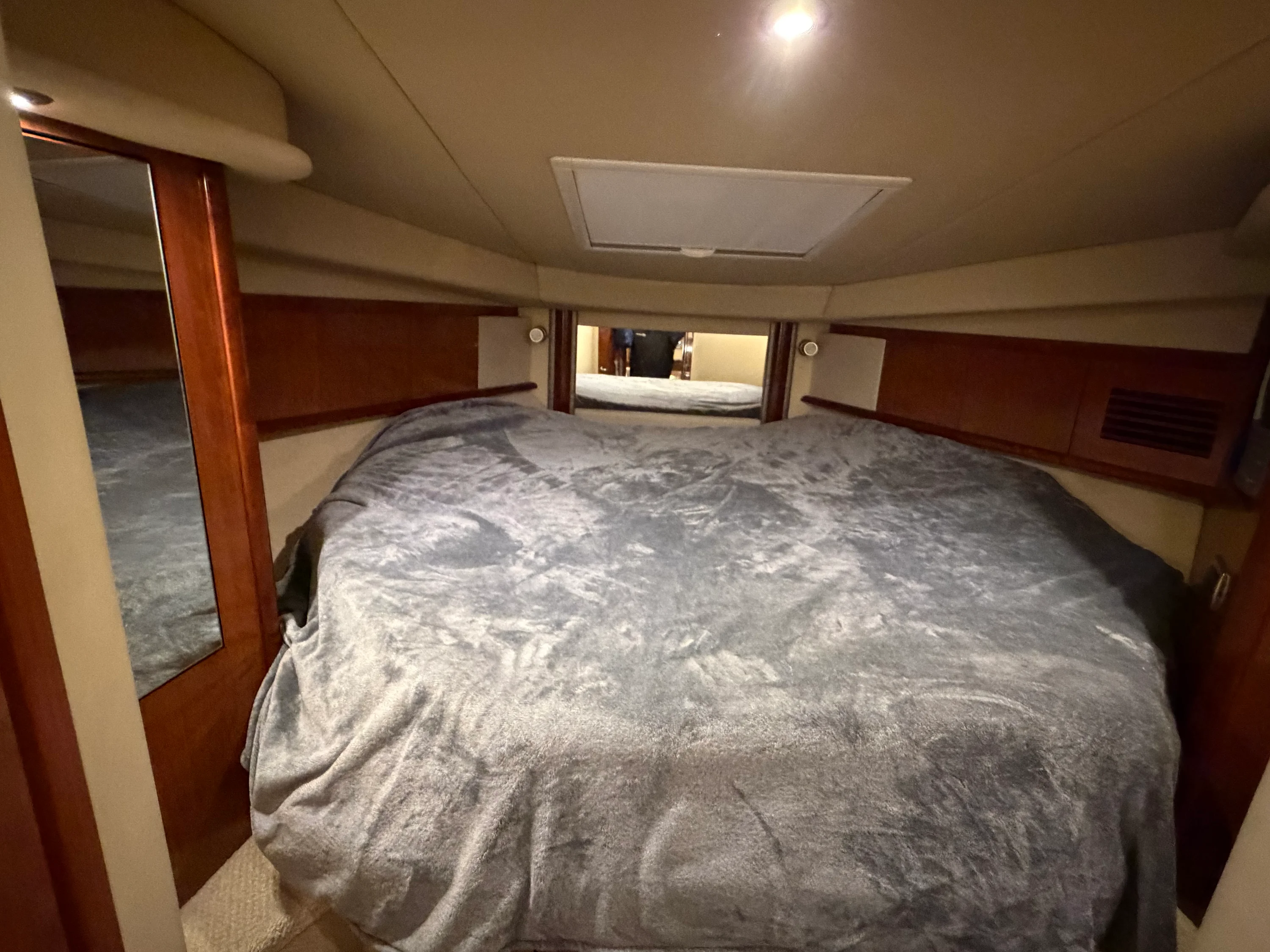 2004 Sea Ray 390 SUNDANCER Image Thumbnail #33