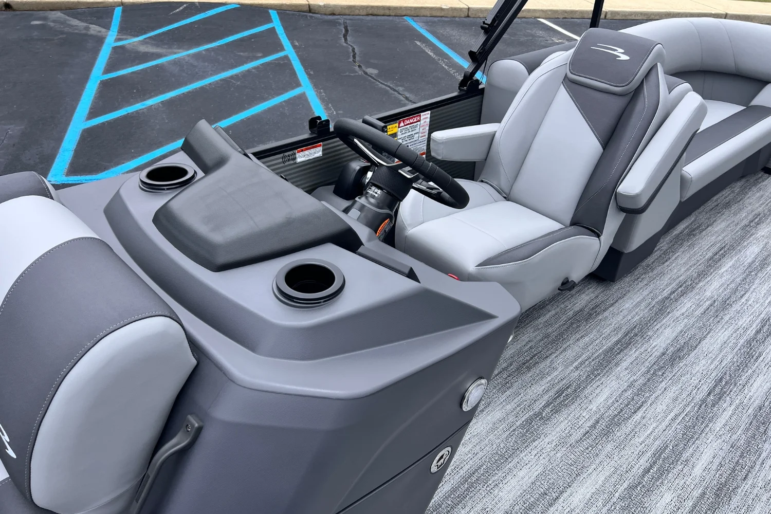 2026 Bennington 22 SSR Image Thumbnail #11