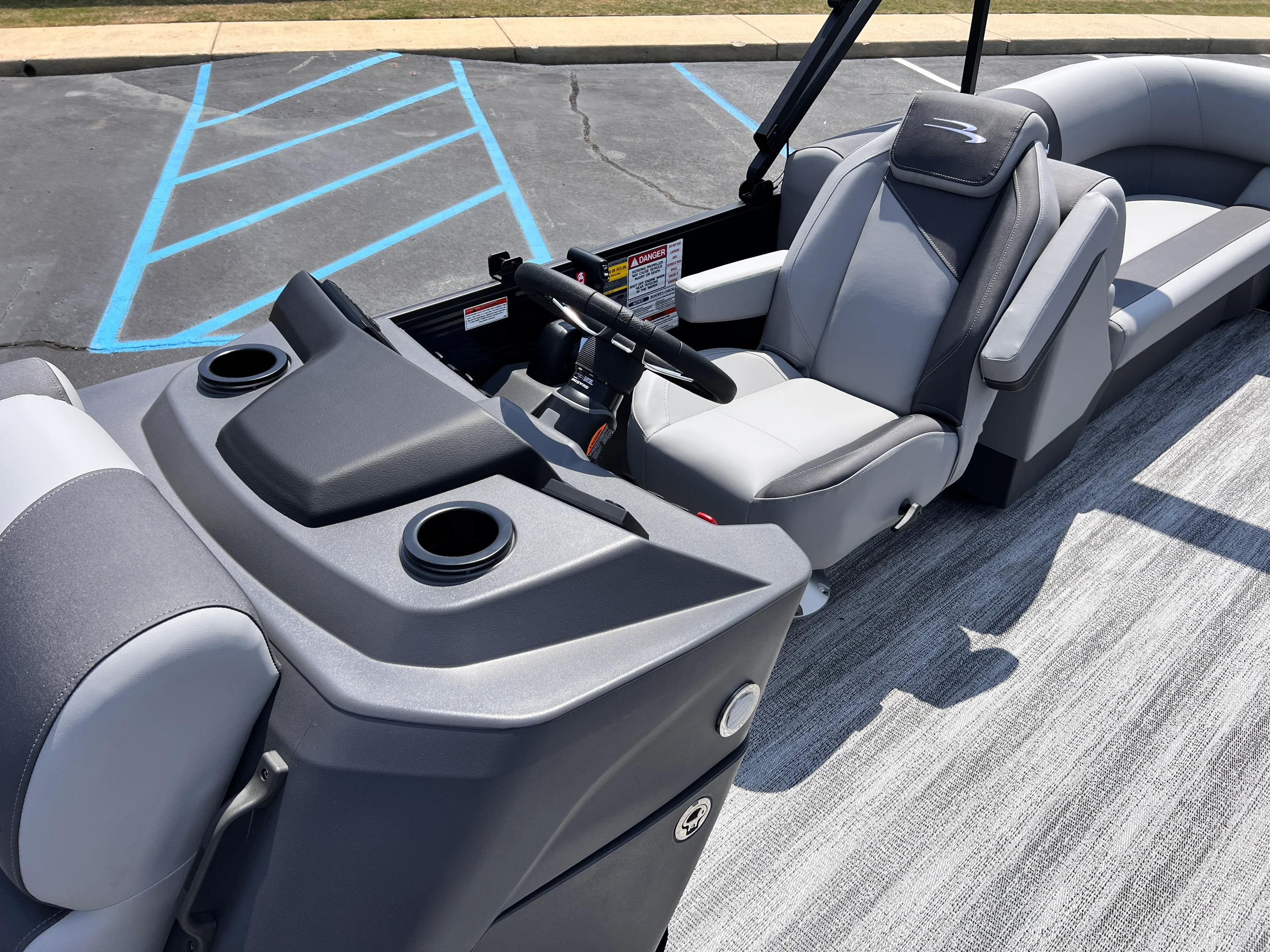 2026 Bennington 22 SSR Image Thumbnail #10