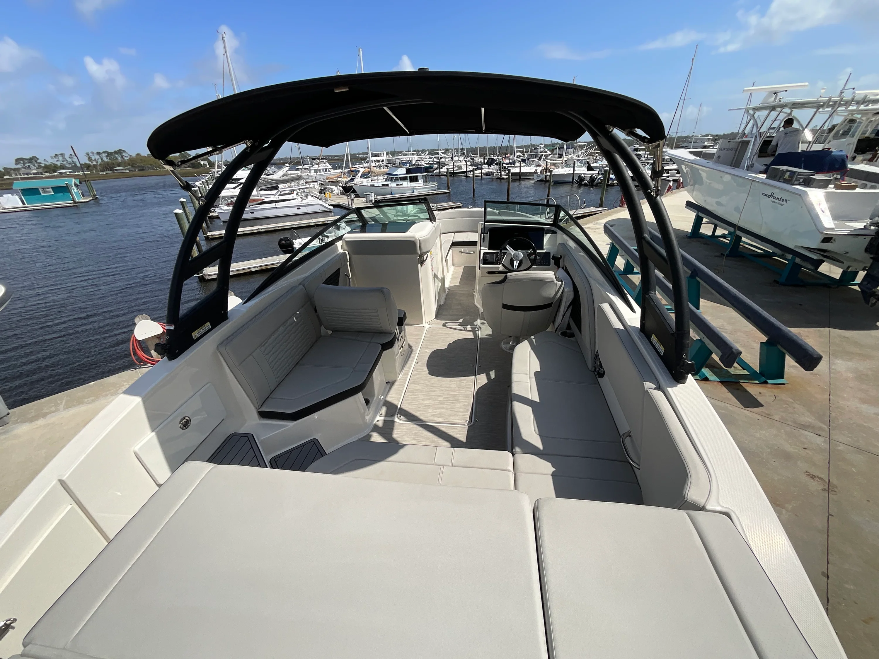 2021 Sea Ray 23 SPX Image Thumbnail #7